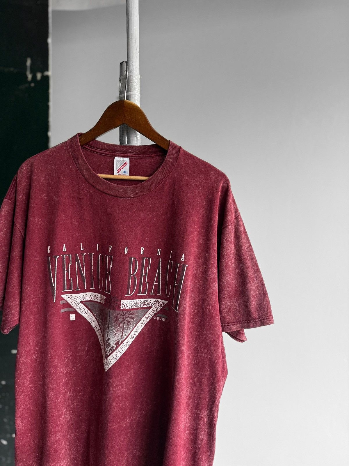 Other × Vintage Venice Beach California Mens Vintage 90s Made in USA T-Shirt Size US XL / EU 56 / 4 - 2 Thumbnail