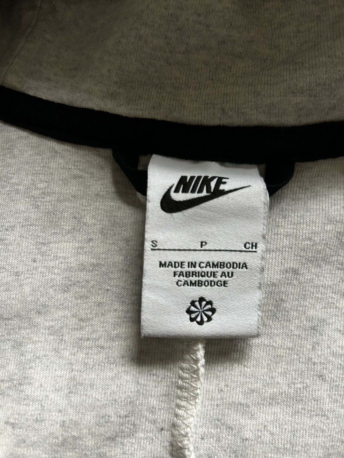 Nike Cream Nike Tech Fleece Size US S / EU 44-46 / 1 - 3 Thumbnail