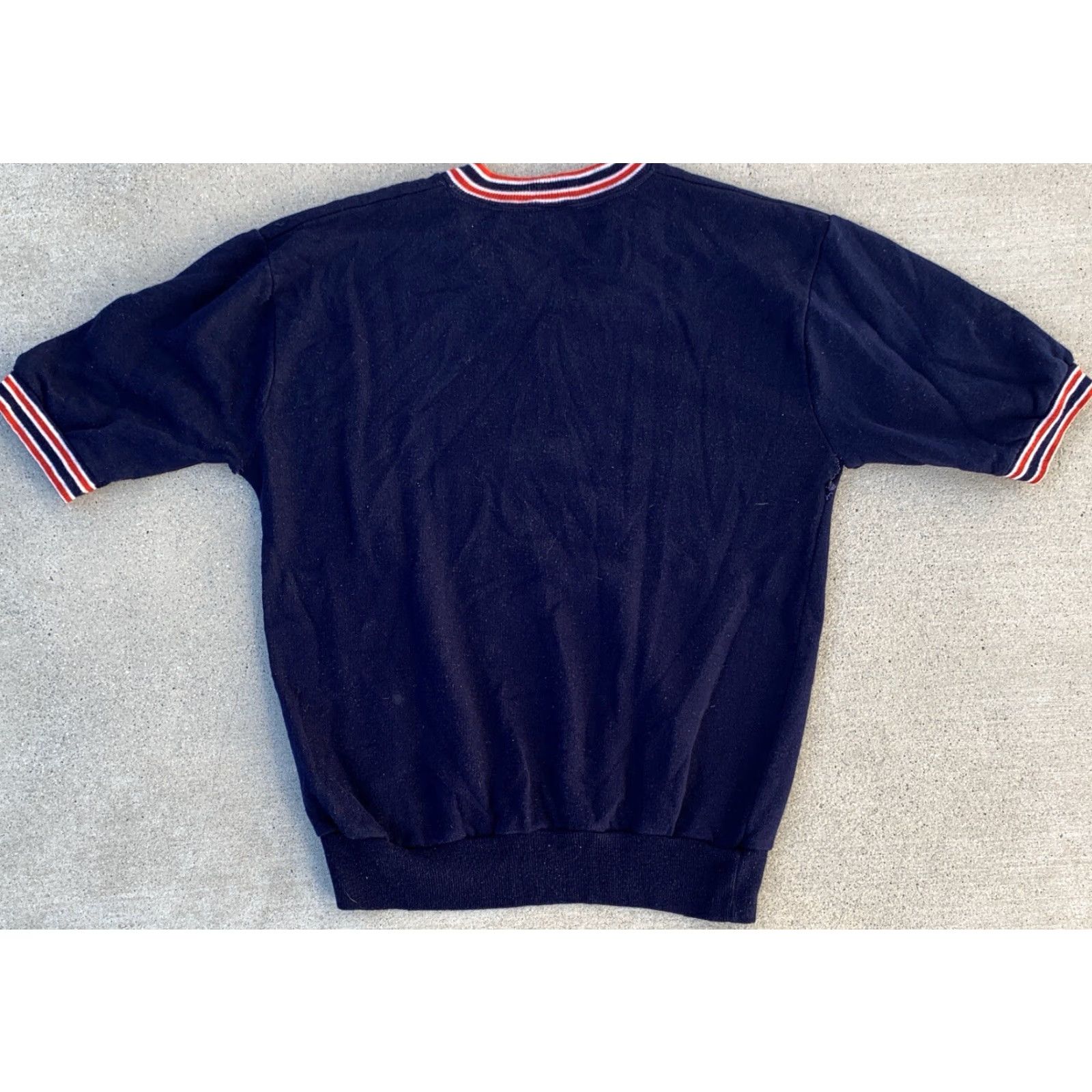 Vintage VINTAGE Short Sleeve Sweatshirt V-Neck Shirt Men M Blue Pullover Fleece Acrylic JCPenney Fashion rights? Size US M / EU 48-50 / 2 - 3 Thumbnail