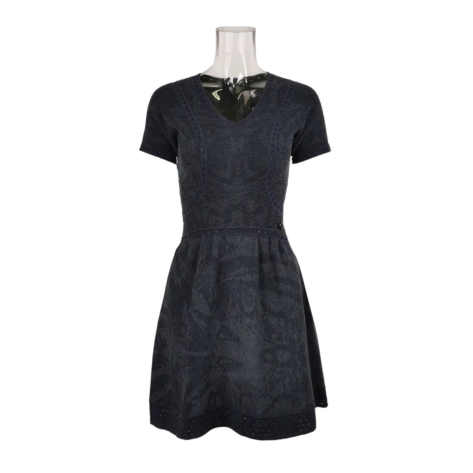 Chanel Chanel Knit Sleeveless Top Size M / US 6-8 / IT 42-44 - 1 Thumbnail