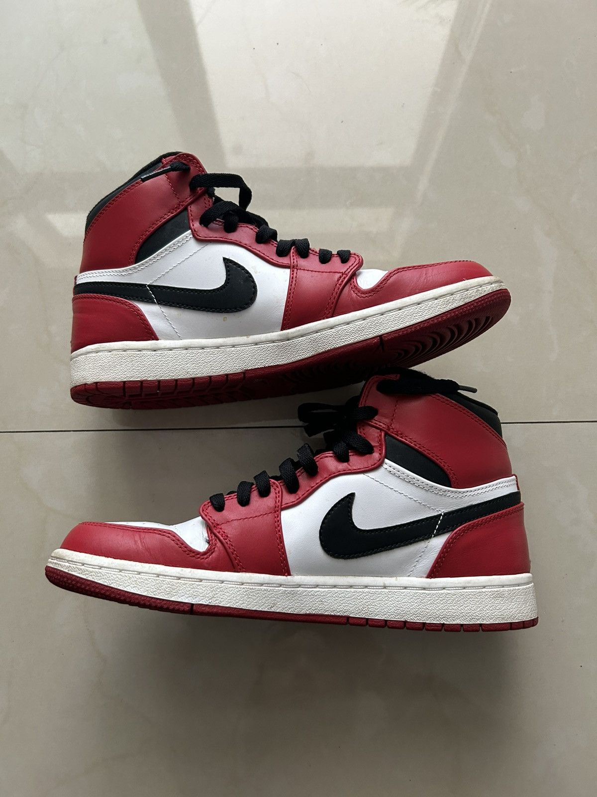 Jordan Brand 2013 jordan 1 Chicago Size US 9 / EU 42 - 2 Thumbnail