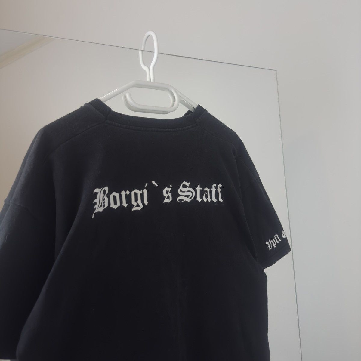 Other Crazy T-shirt Now He’s On A Leash Humor Tee Vintage Size US XL / EU 56 / 4 - 8 Thumbnail