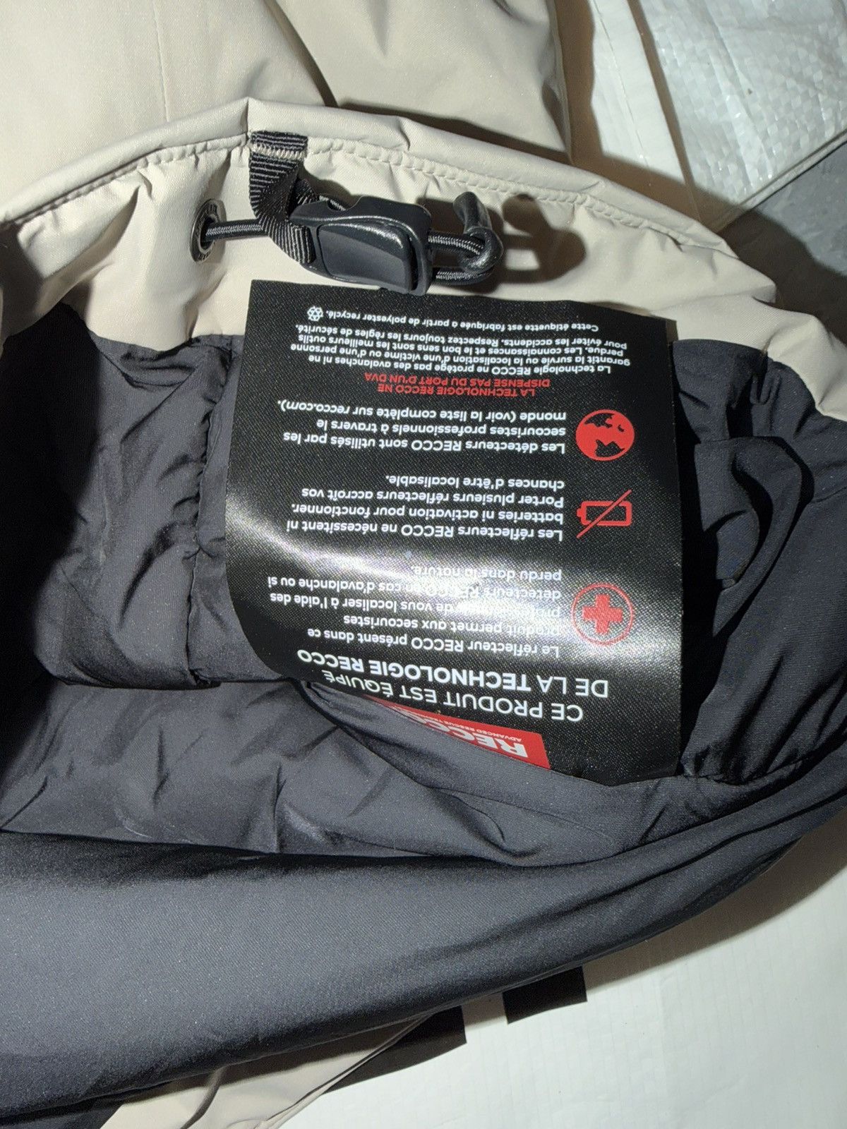 Arc'teryx Arc’teryx Beta Insulated Jacket Black Rune Size US XL / EU 56 / 4 - 19 Thumbnail