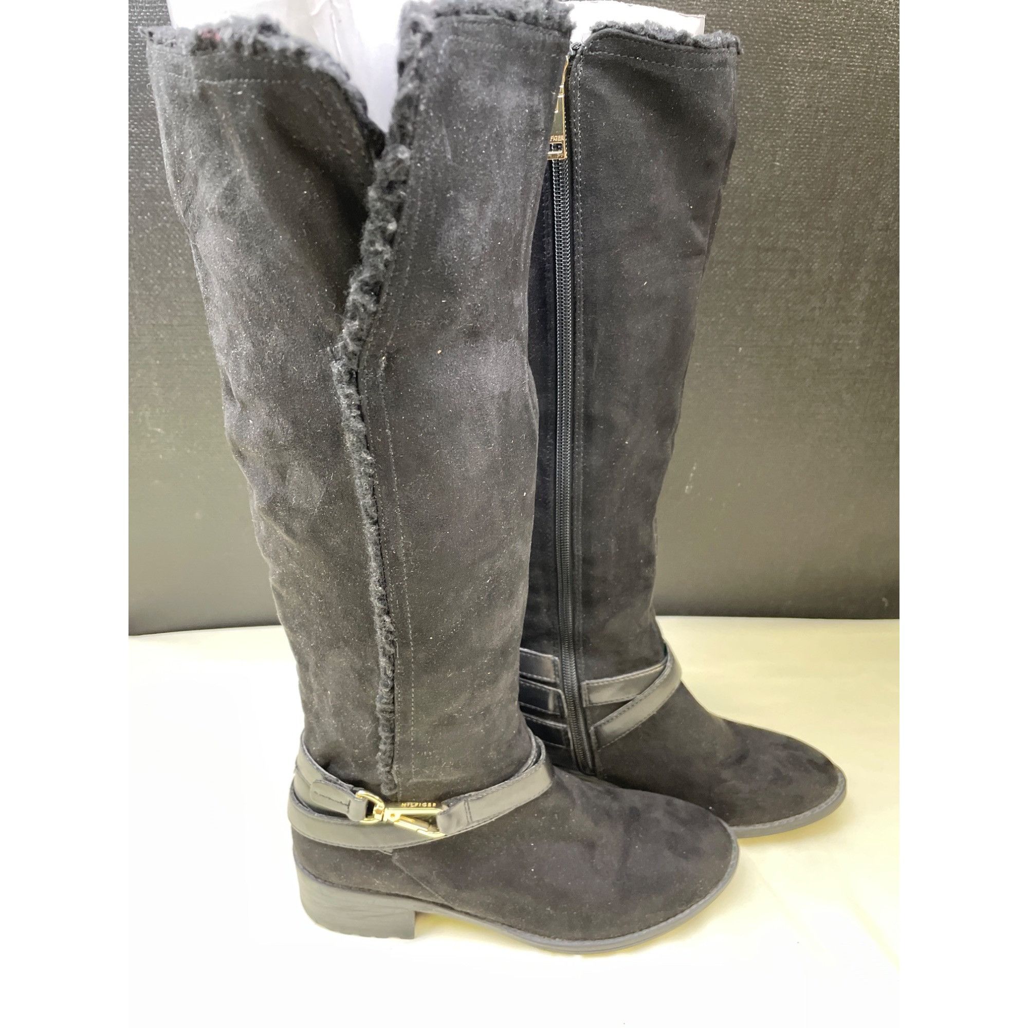 Tommy Hilfiger Tommy Hilfiger Women's Black Riding Boots/ Shoes Zipper side Size US 6 / IT 36 - 3 Thumbnail