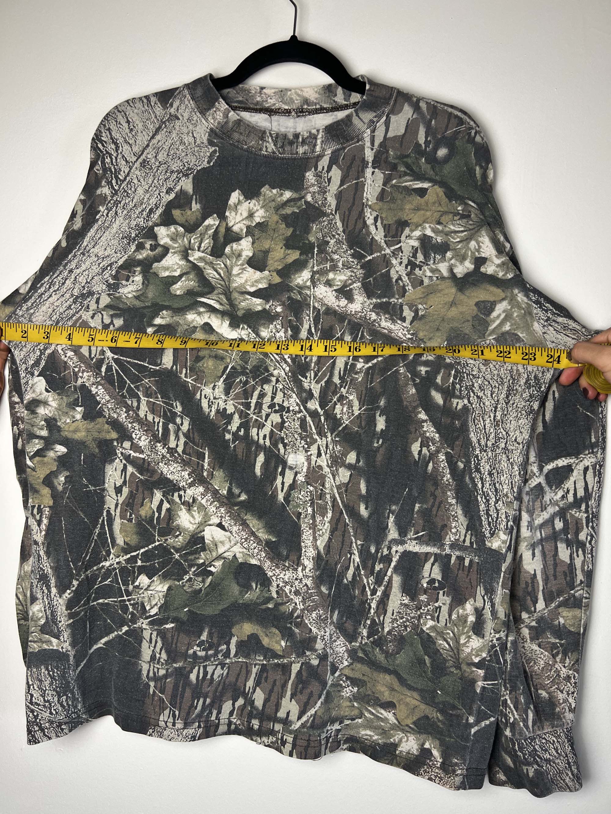 Vintage Vintage 1990's Camouflage Print Long Sleeve Undershirt Size US L / EU 52-54 / 3 - 12 Thumbnail