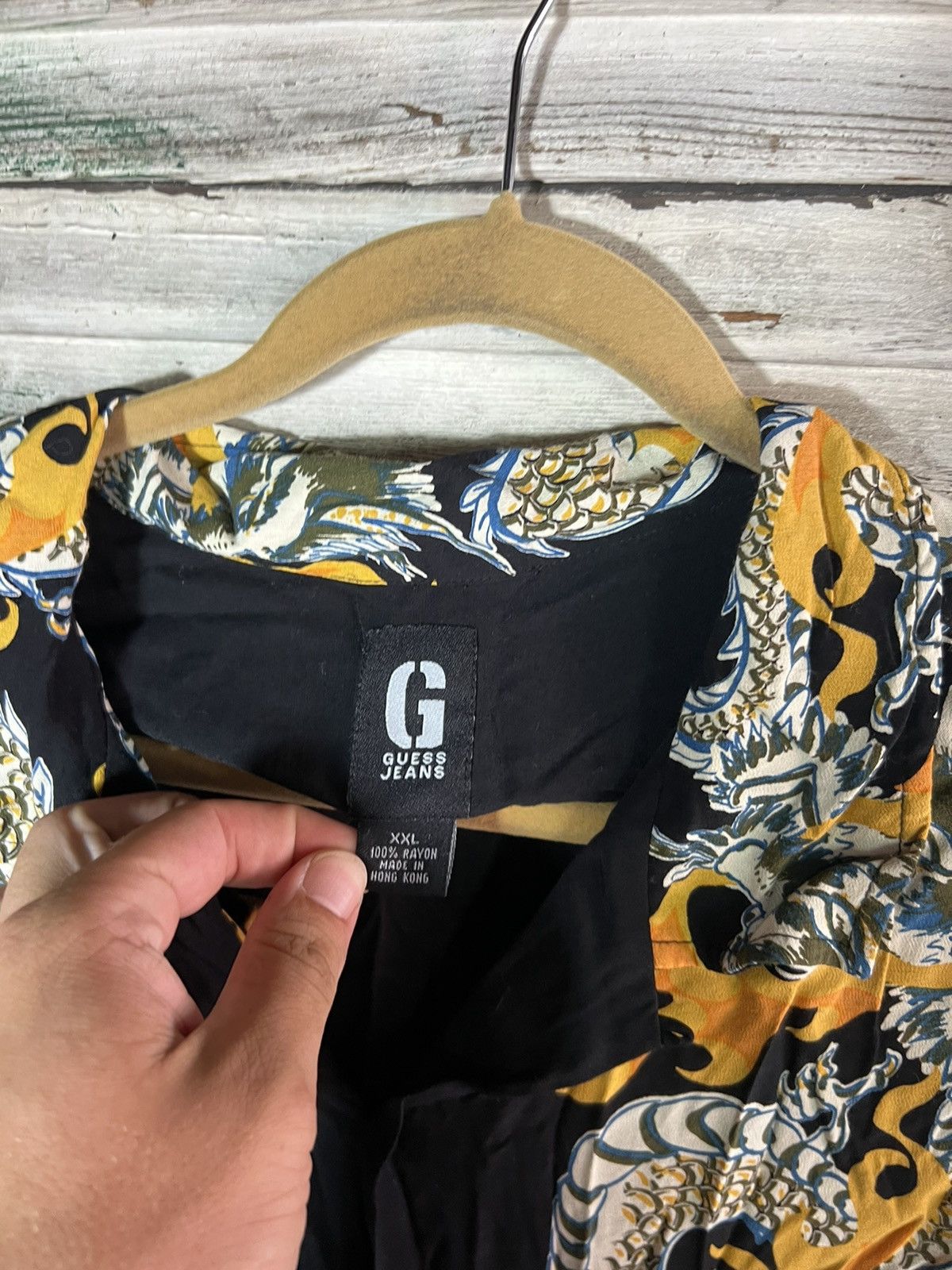 Guess Guess Dragon Rayon Shirt Size US XXL / EU 58 / 5 - 4 Thumbnail