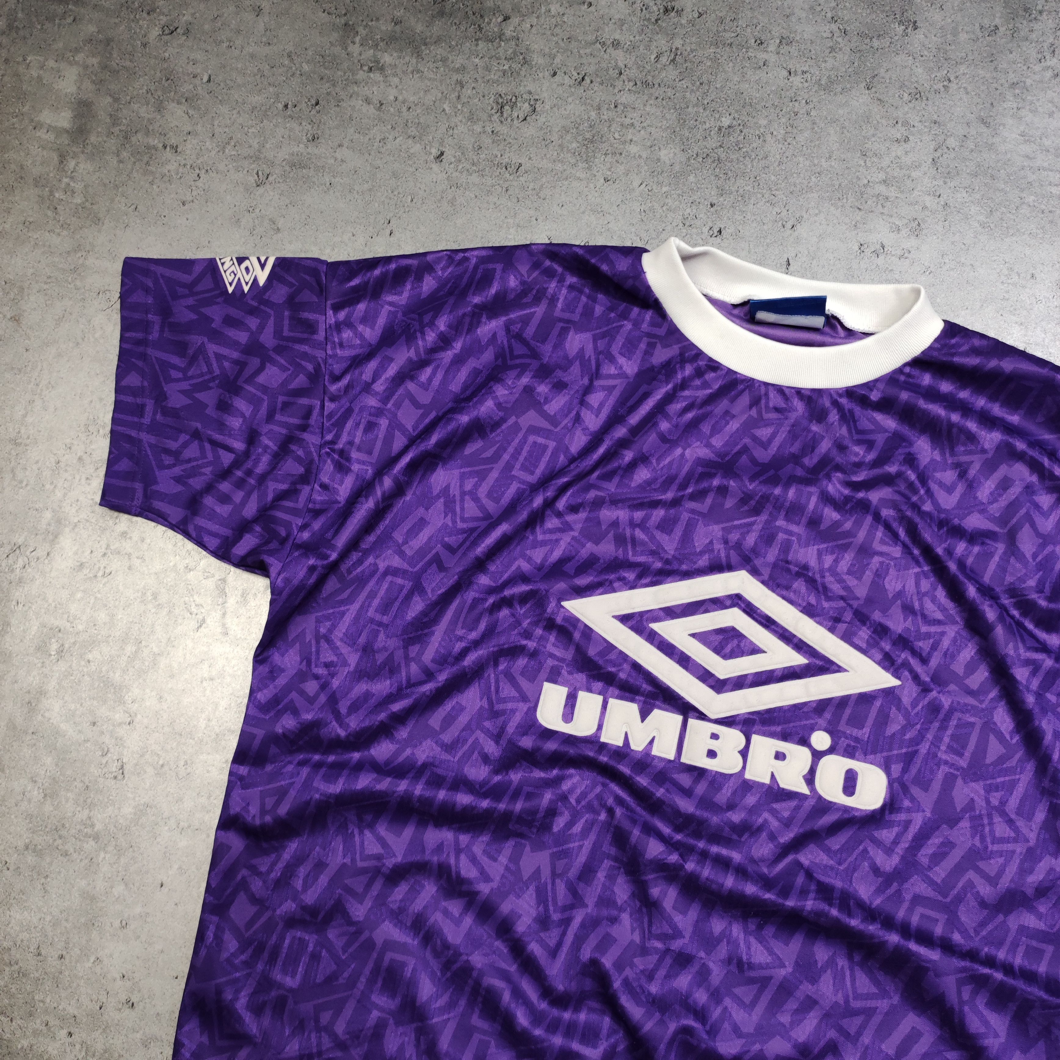 Vintage Vintage RARE 90s Umbro Purple Football Training Jersey Size US M / EU 48-50 / 2 - 3 Thumbnail