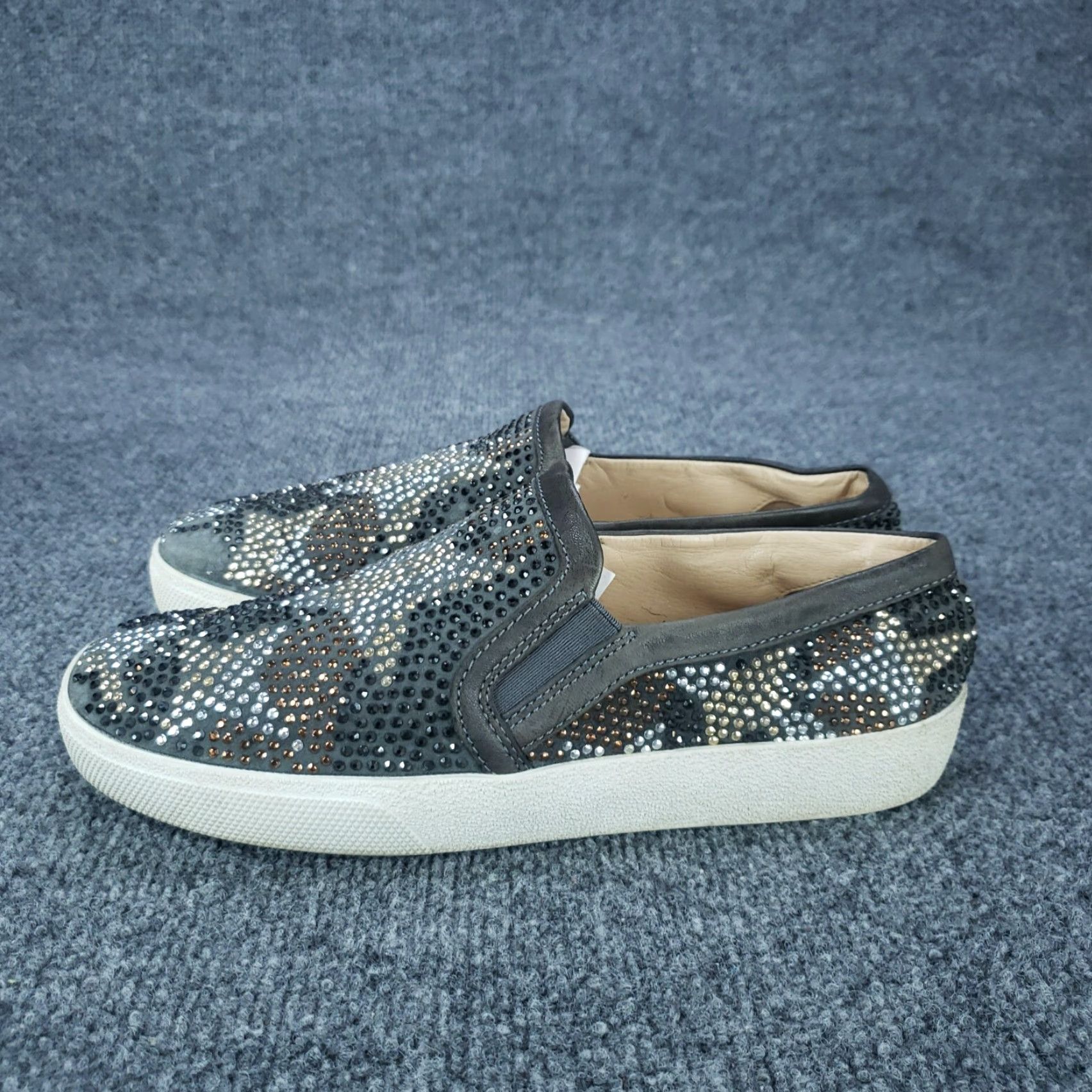 Vince Camuto Vince Camuto Gray Studded Stars Sneaker Womens Size 7.5 Size US 7.5 / IT 37.5 - 4 Thumbnail