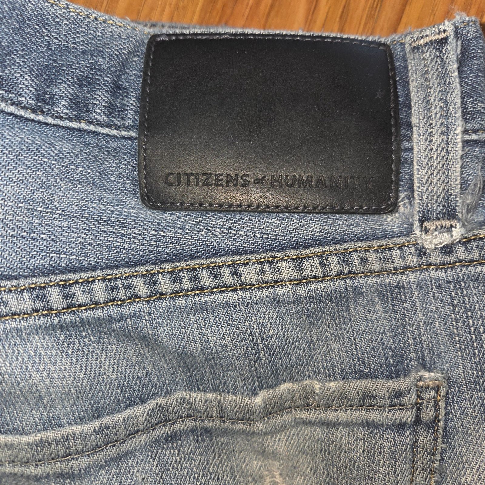Citizens Of Humanity Citizens of Humanity Distressed Jeans - Men's Size 33 Size US 33 - 7 Thumbnail