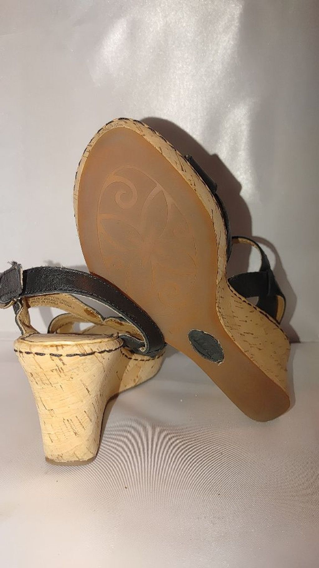 Born Born Bernese Cage Wedge Sandal Size 6M Size US 6 / IT 36 - 8 Thumbnail