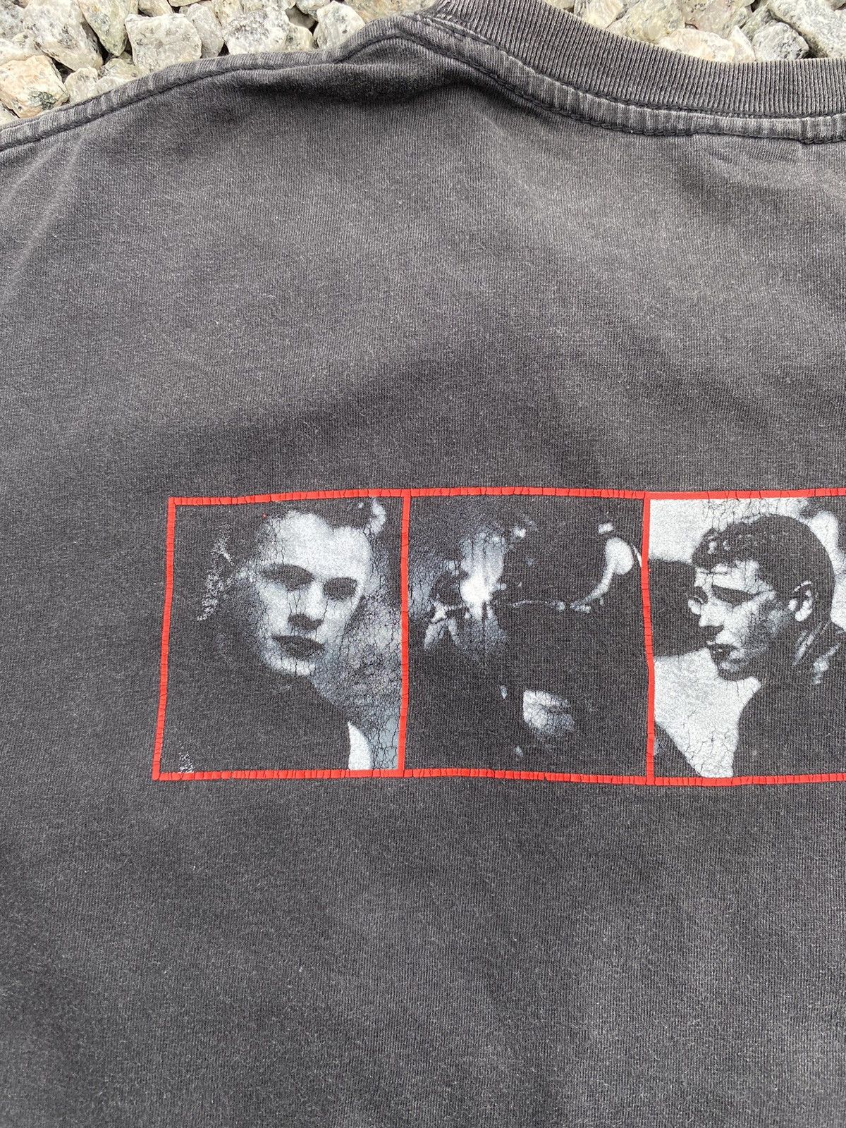 Vintage Rare Vintage U2 Rattle And Hum Album Band Tees Faded Size US L / EU 52-54 / 3 - 11 Thumbnail