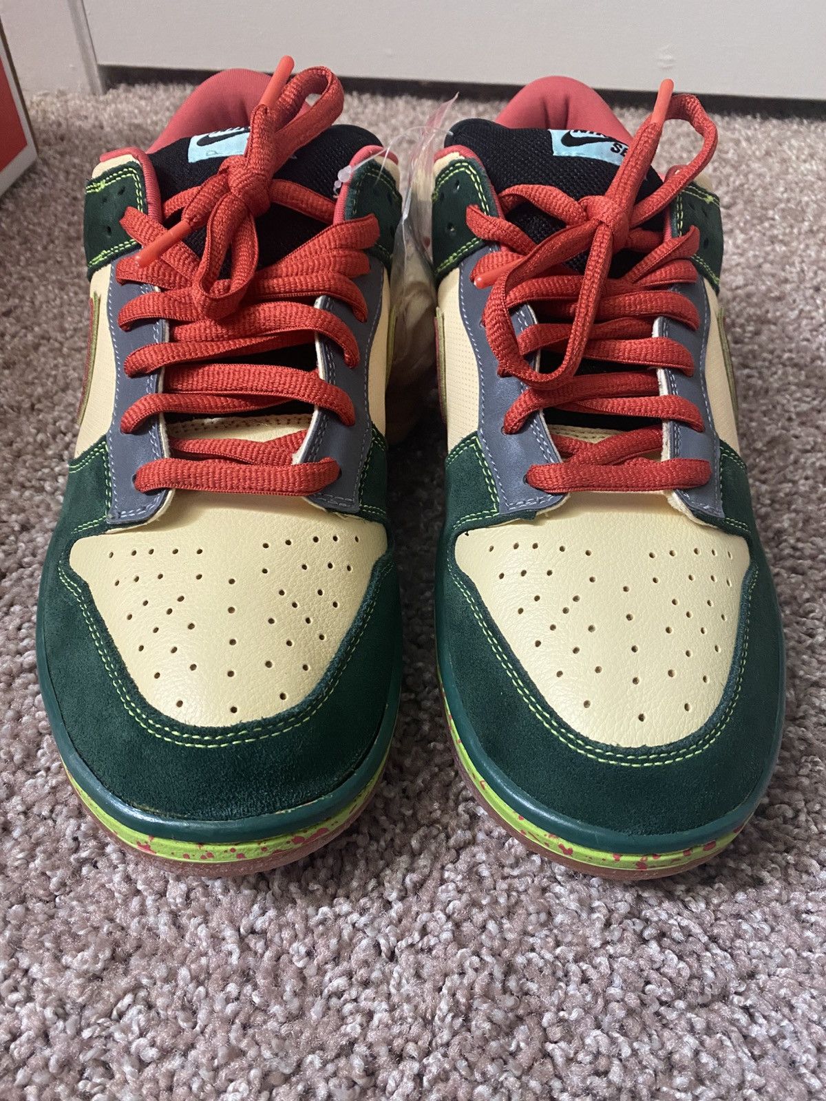 Nike Nike sb dunk low mosquito Size US 13 / EU 46 - 4 Thumbnail