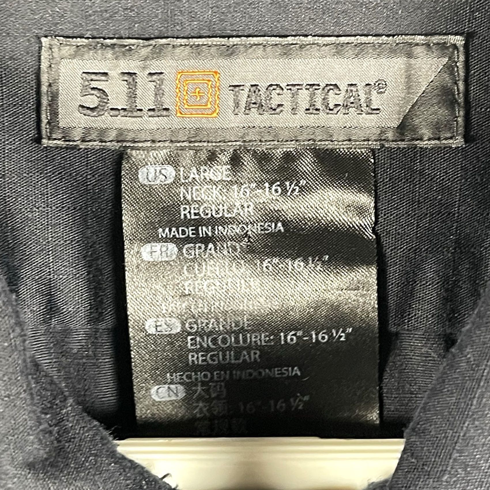Vintage 5.11 Tactical Mens Large Black Button-Up Shirt Conceal Carry Functional Shirt Men Pockets Breathing All Seasons Casual Workwear Size US L / EU 52-54 / 3 - 5 Thumbnail
