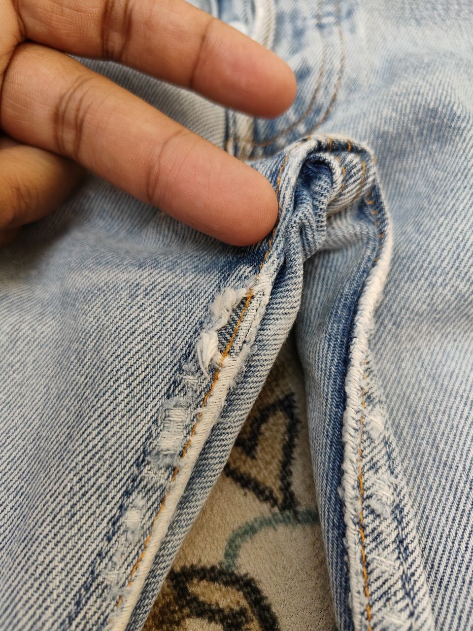 Levi's Vintage Clothing 90s Vintage Levis 501 Distressed Denim Size US 28 / EU 44 - 6 Thumbnail