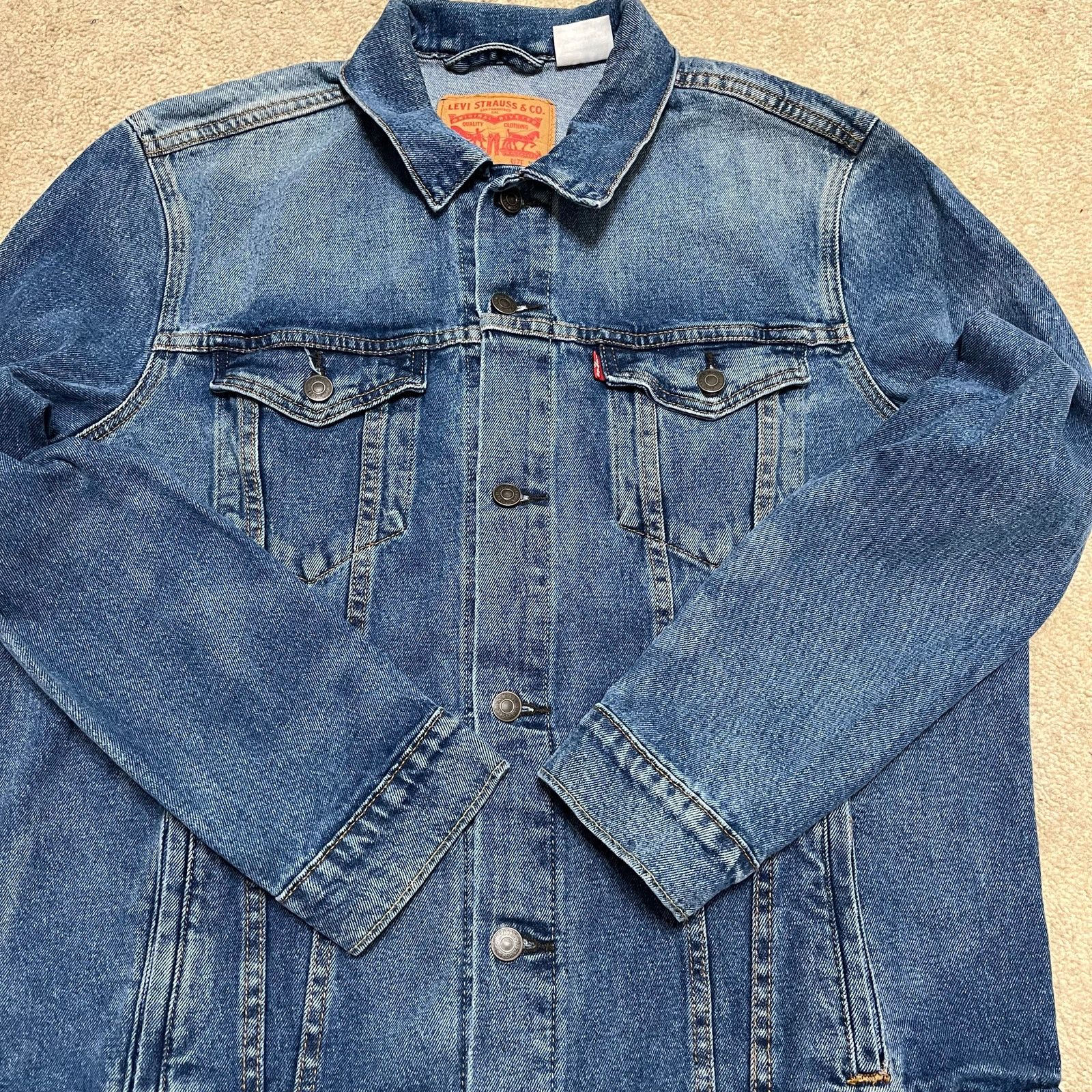 Levi's Vintage Levis Faded Denim Trucker Jacket XL Size US XL / EU 56 / 4 - 1 Thumbnail