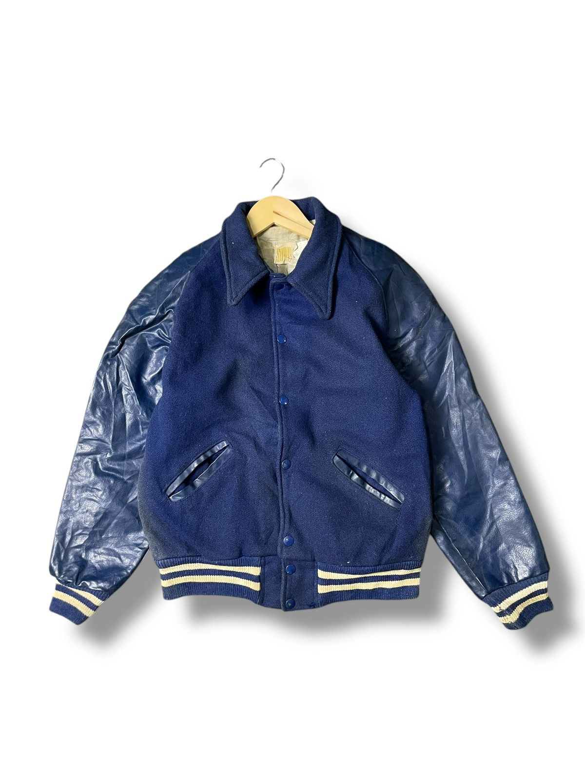 Howe × Japanese Brand × Vintage Vintage HOWE Athletic Apparel Varsity Jacket (71) Size US XXS / EU 40 - 1 Thumbnail