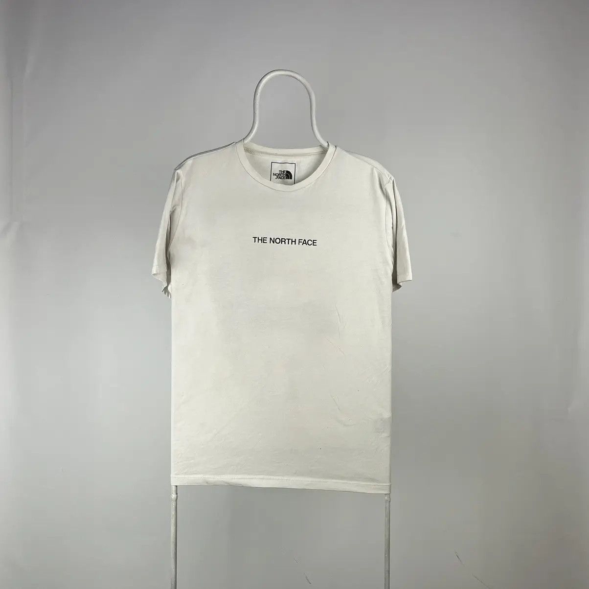 The North Face The north face Tshirt box logo size Medium Size US M / EU 48-50 / 2 - 2 Thumbnail