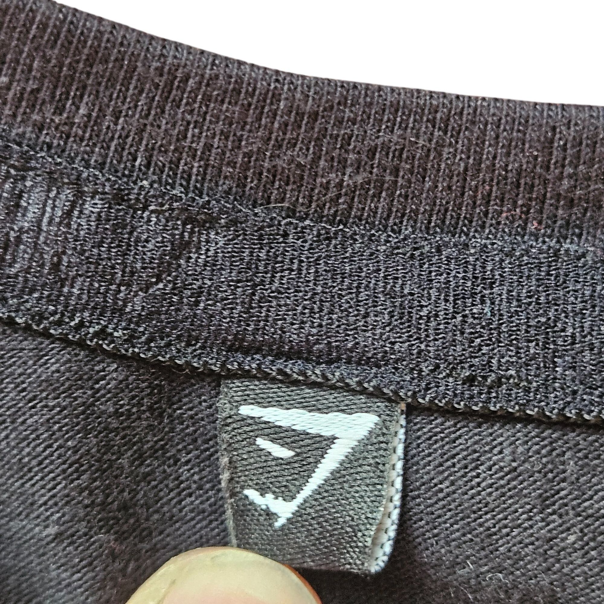 Gymshark Gymshark Woman's Logo Tee Black M Athleisure Techwear Silent Size M / US 6-8 / IT 42-44 - 4 Thumbnail
