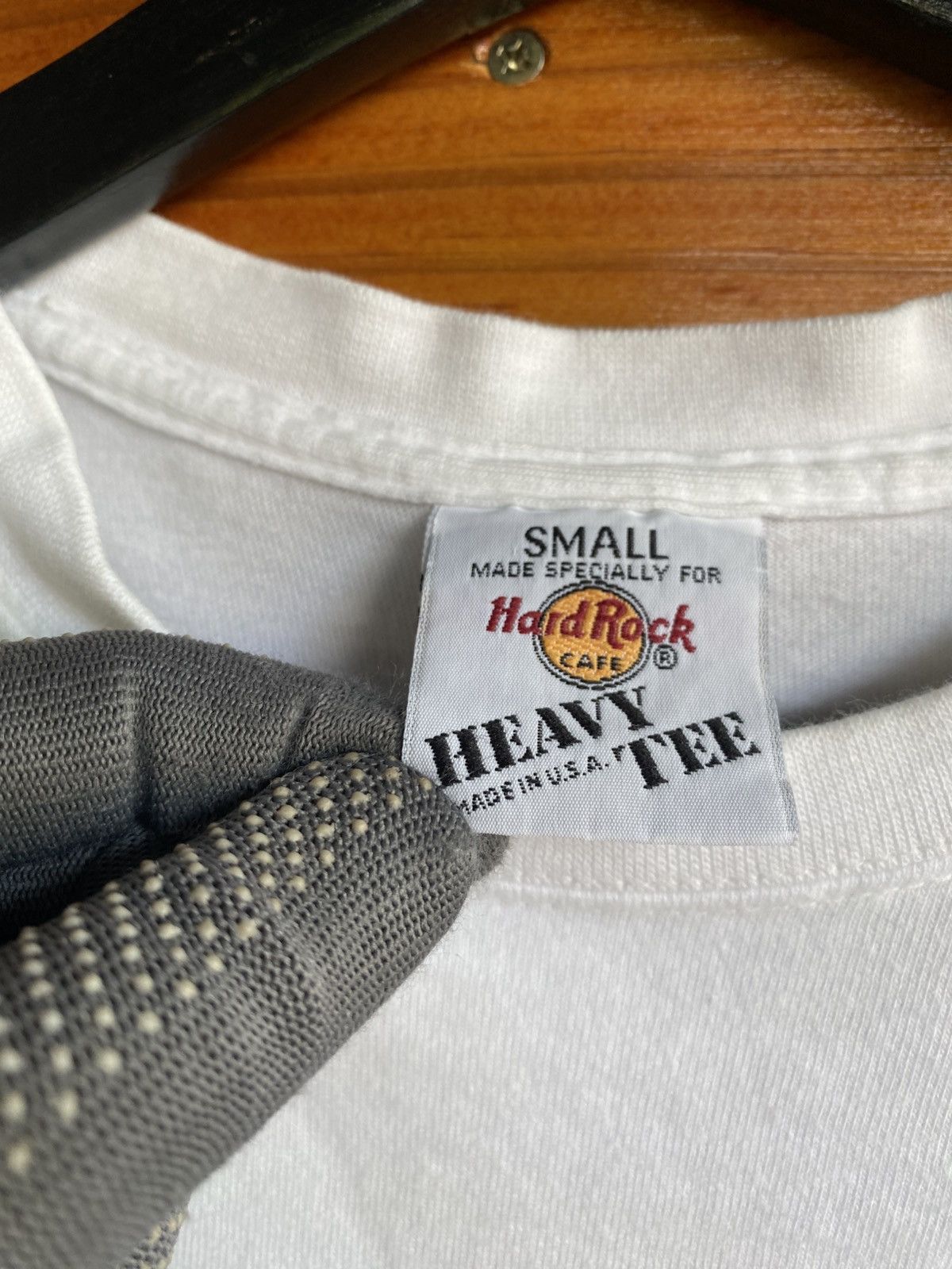 Hard Rock Cafe Vintage Hard Rock Cafe Hollywood T-Shirt White 90s Made USA Size US S / EU 44-46 / 1 - 7 Thumbnail
