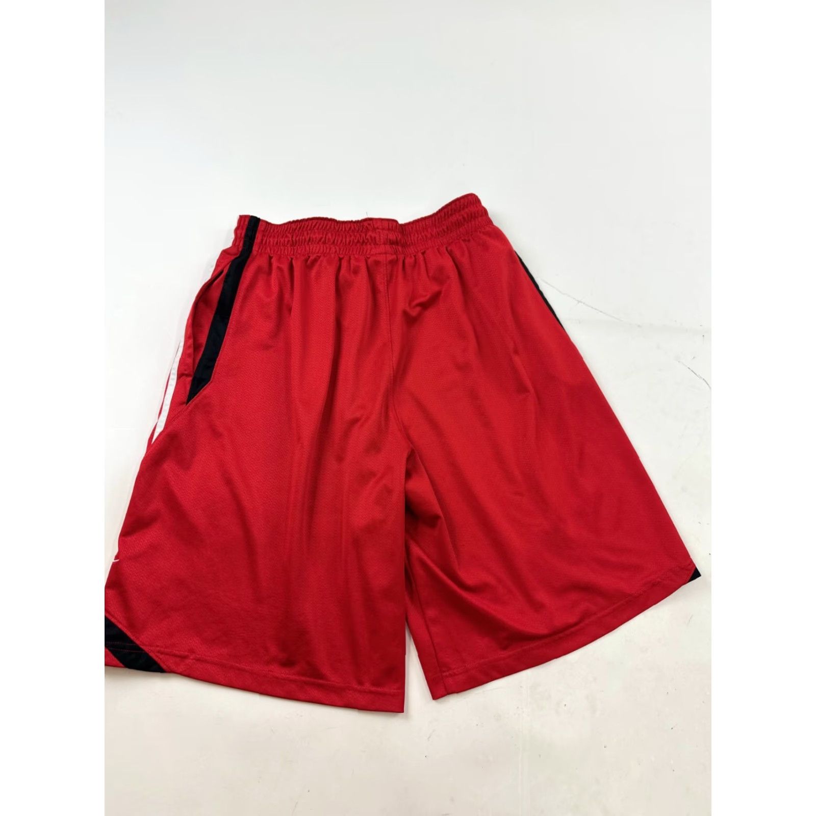 Nike Nike Shorts Mens Large Red Dri-Fit Basketball Cross Training 646422-657 Fashion Athletic Pockets 9.25 Inseam Spring Summer Size US 33 - 2 Thumbnail