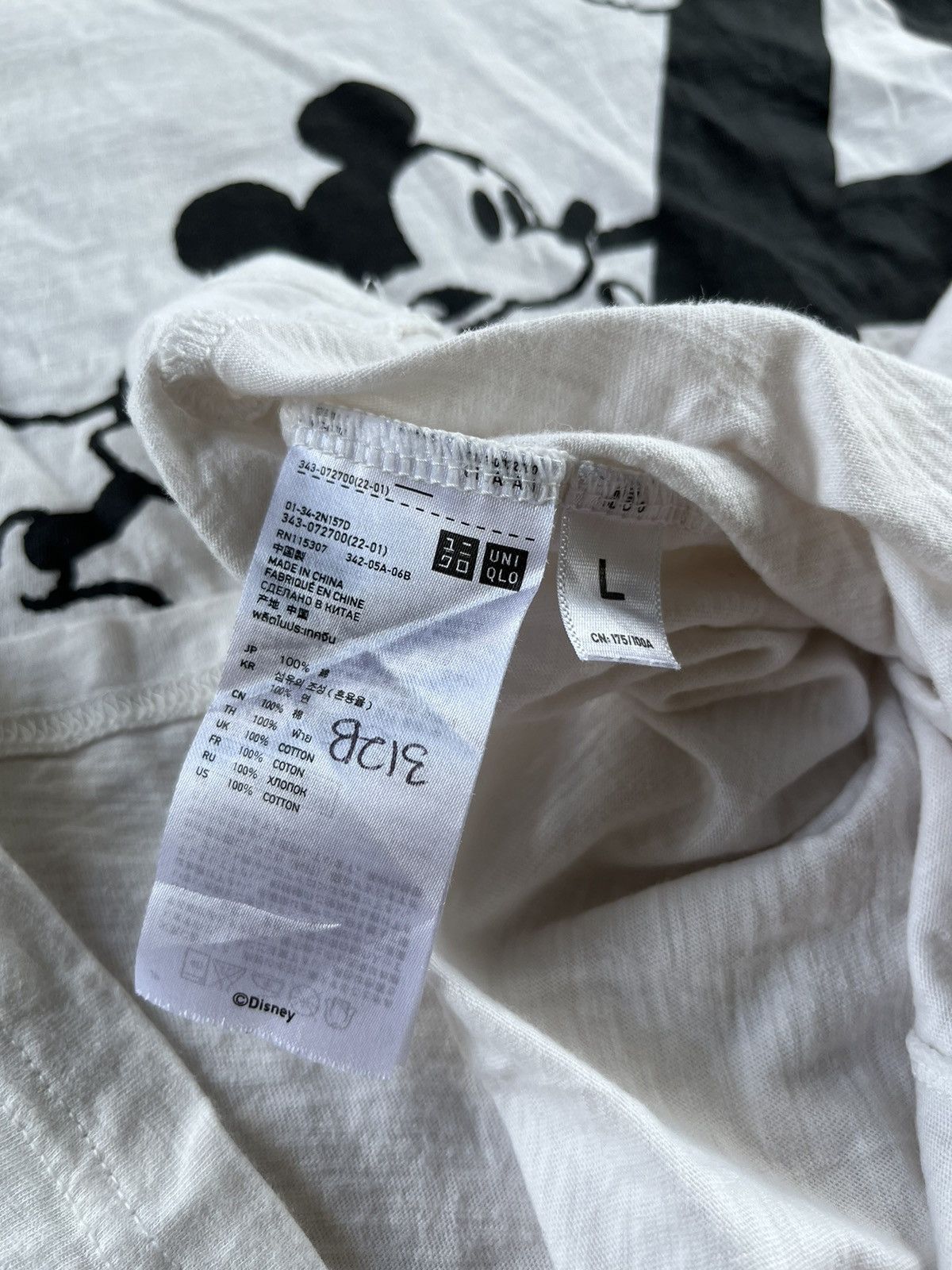 Mickey Mouse × Undercover × Uniqlo Undercover x Uniqlo Mickey Mouse Central Bone Tee Size US L / EU 52-54 / 3 - 5 Thumbnail