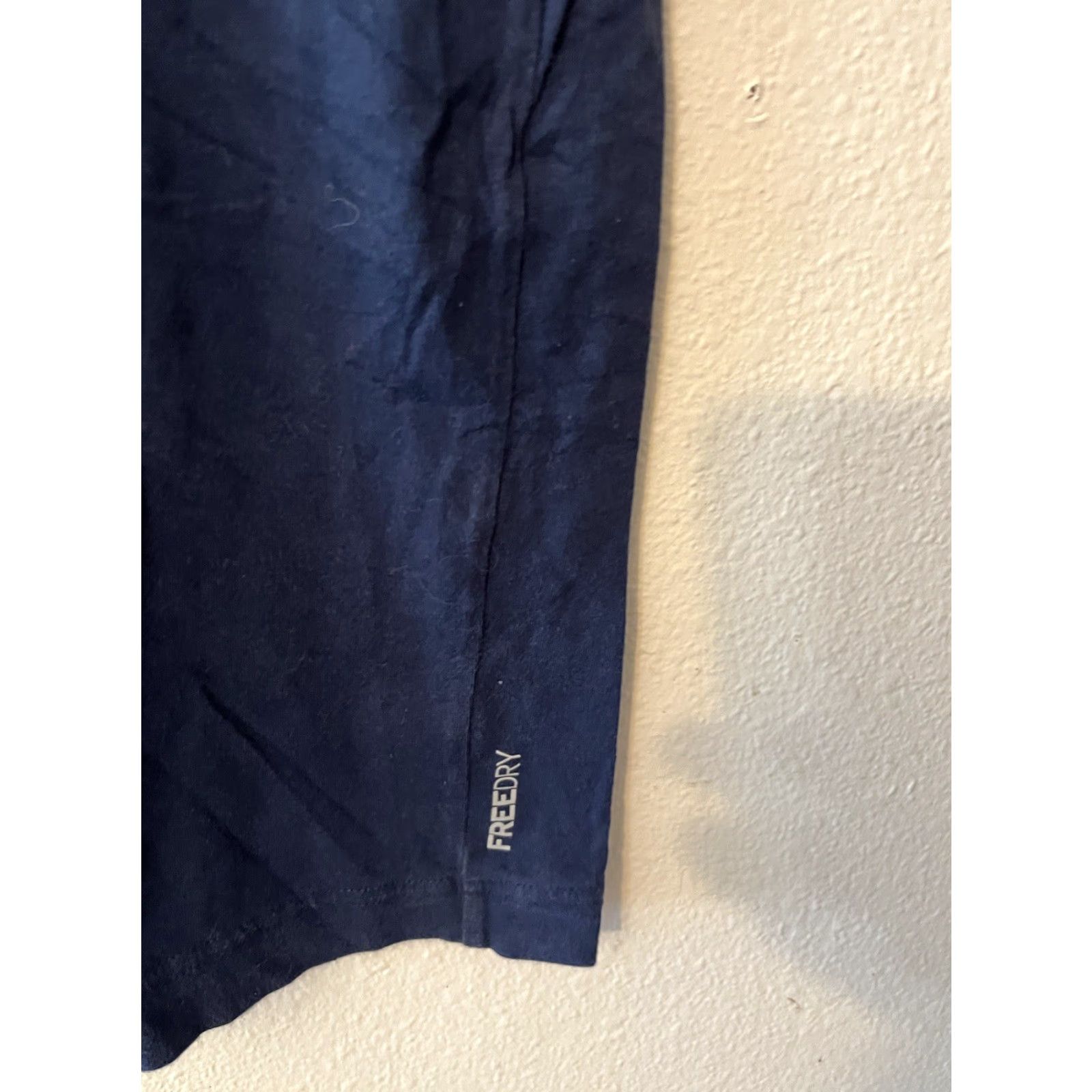 Eddie Bauer Eddie Bauer Mens T-Shirt Active Short Sleeve Crew Neck Blue L Performance Outdoor Core Outdoors Breathable Moisture Wicking Regular Fit Size US L / EU 52-54 / 3 - 4 Thumbnail