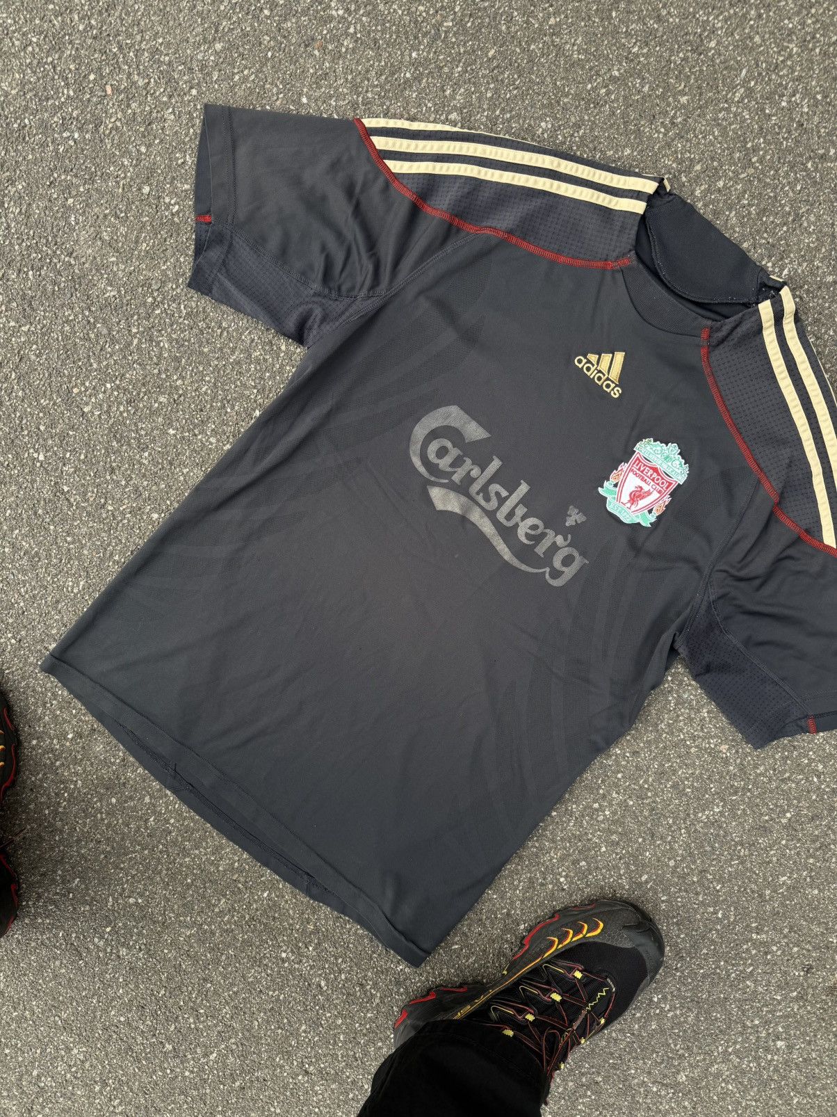 Adidas Vintage Y2K Liverpool 2009 Soccer Rare Blokecore Jersey Size US M / EU 48-50 / 2 - 10 Thumbnail