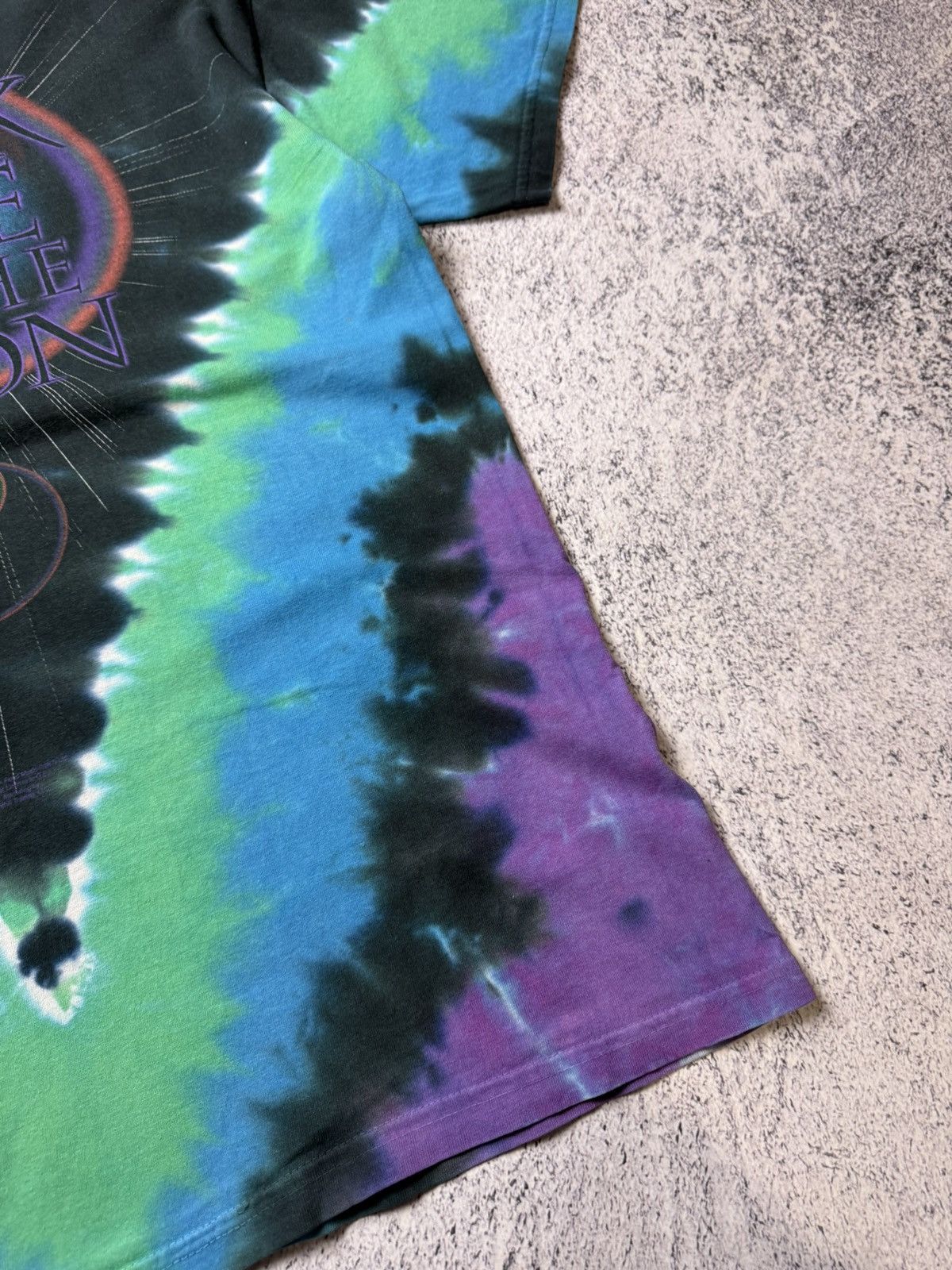 Pink Floyd Liquid Blue 2004 Pink Floyd Dark Side Of The Moon T-Shirt Size US M / EU 48-50 / 2 - 19 Thumbnail