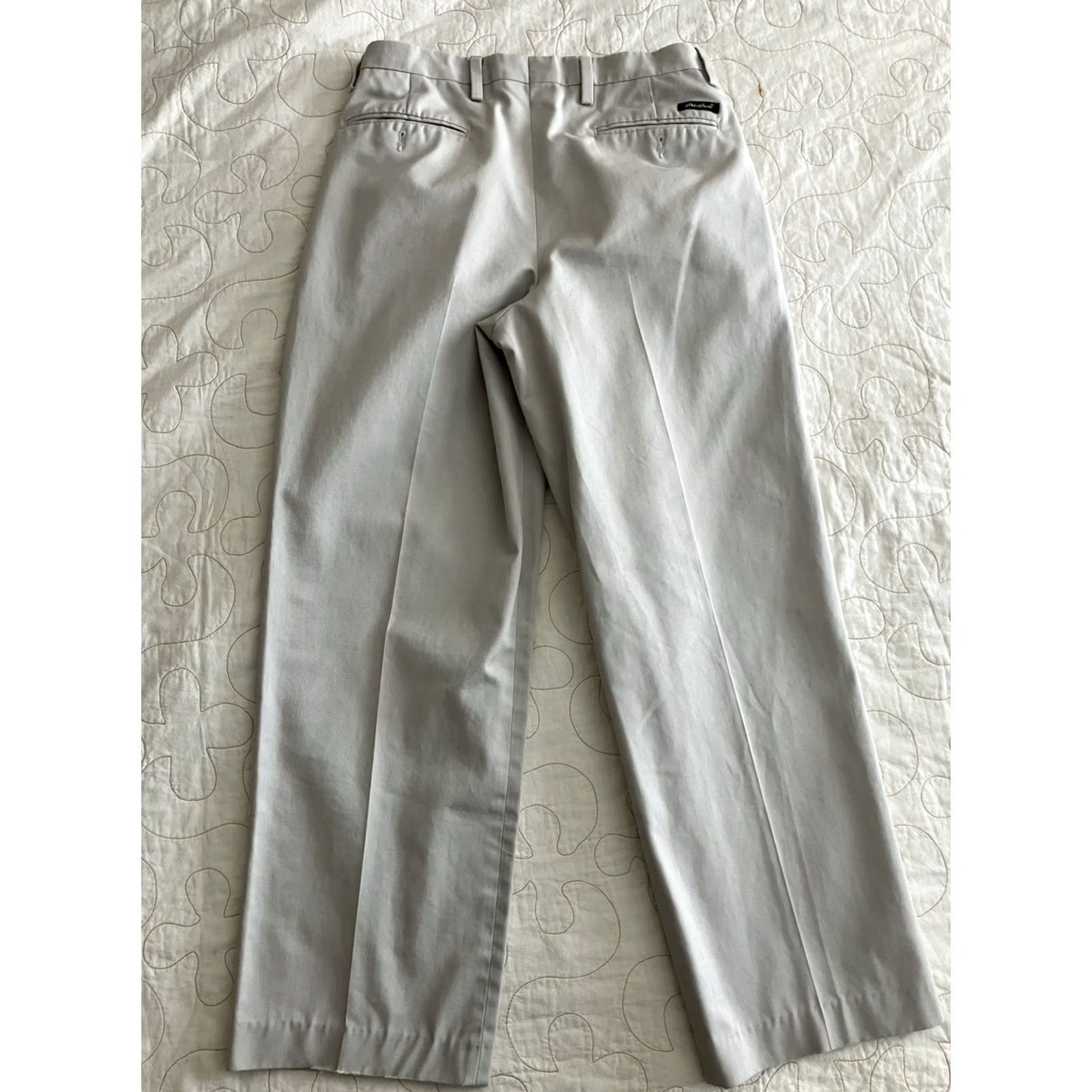 Eddie Bauer Eddie Bauer Everyday Performance Ruston Fit Tan Flat Front Men Pants 32x30 Beige Chino Flats Front Mens Size US 32 / EU 48 - 3 Thumbnail