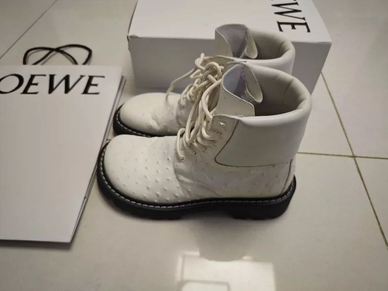 LOEWE Men's Sierra cowhide short boots with 4cm height inc
