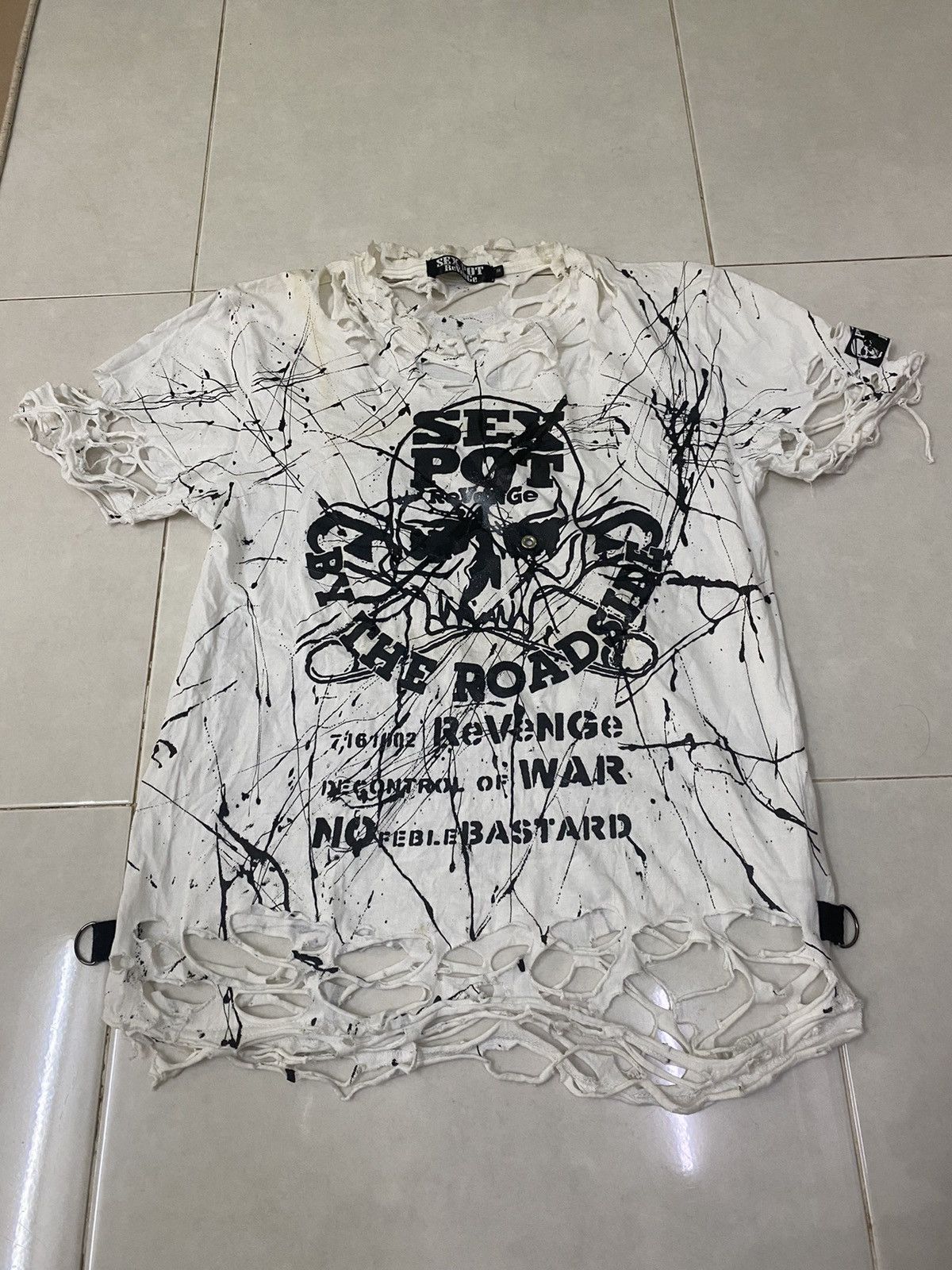 Sex Pot ReVeNGe Sex Pot Revenge Punk Distressed Style Tee Size US M / EU 48-50 / 2 - 5 Thumbnail