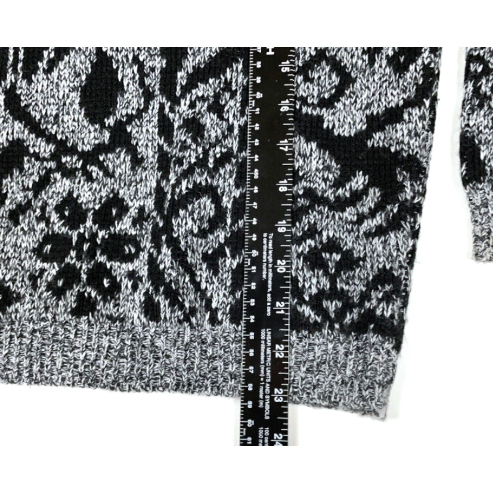 Vintage VTG 90s Paisley Pullover Sweater Women M Gray USA Made College Point Knit Crew Neck Long Sleeve Geometric Hipster Vintage Sweater Women M Size M / US 6-8 / IT 42-44 - 5 Thumbnail