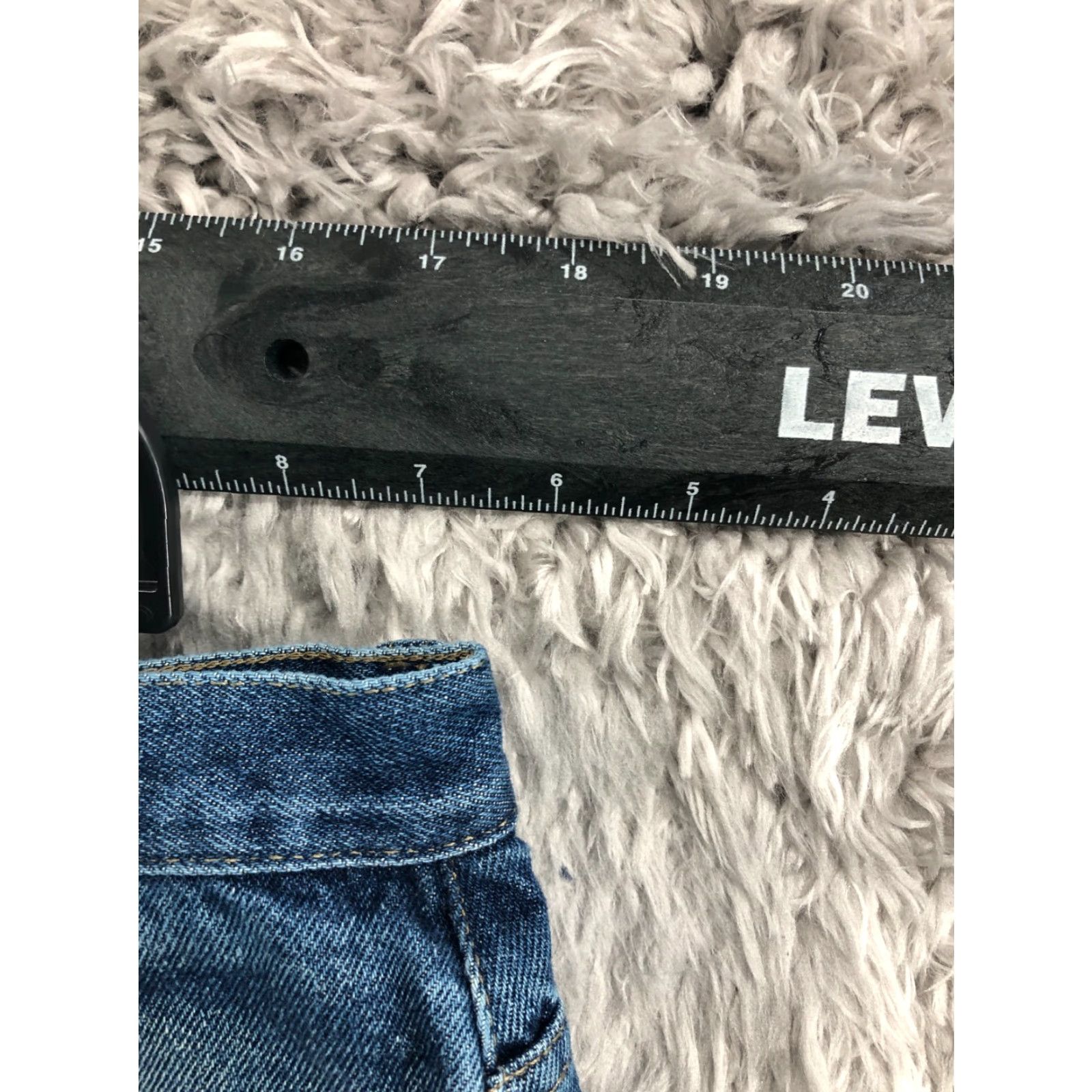 Vintage Natural Reflections Jeans Womens Regular Tapered Blue 18 Medium Wash Pocket 5-Pocket Denim Cotton Zip Button Belt Loops Inseam 31 High Rise Jeans Size 40" / US 18 - 2 Thumbnail