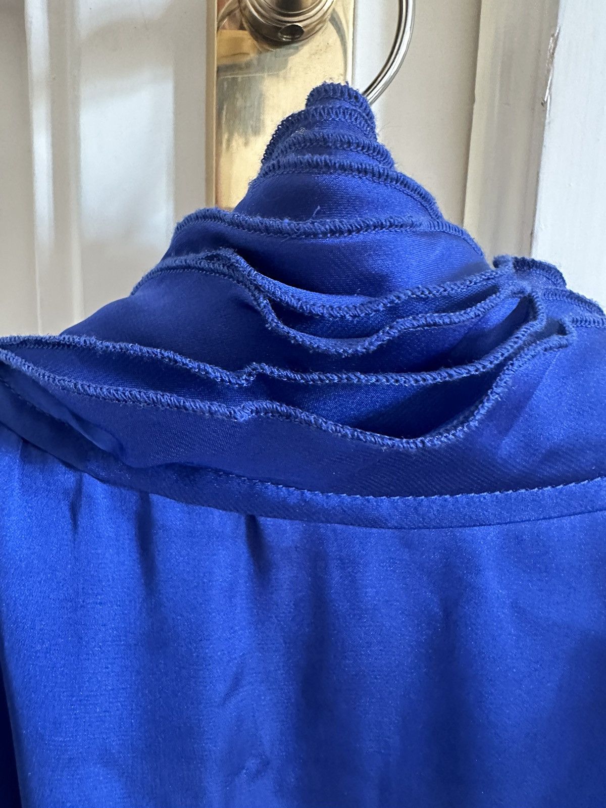 Other Electric blue sleeveless silk top Size S / US 4 / IT 40 - 6 Thumbnail