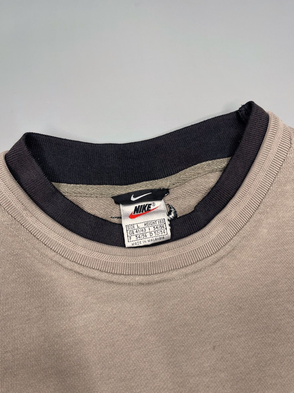 Nike × Vintage Vintage Y2k Nike Big Logo Sweatshirt 90’s Size US L / EU 52-54 / 3 - 6 Thumbnail