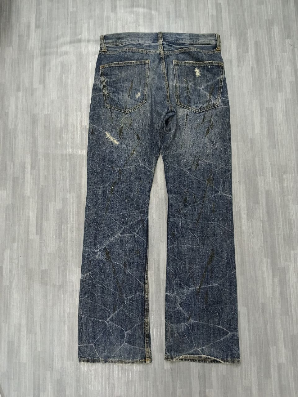 Japanese Brand FLARE SICK RIPED SPLATTED UNBRANS DENIM PANTS Size US 32 / EU 48 - 3 Thumbnail