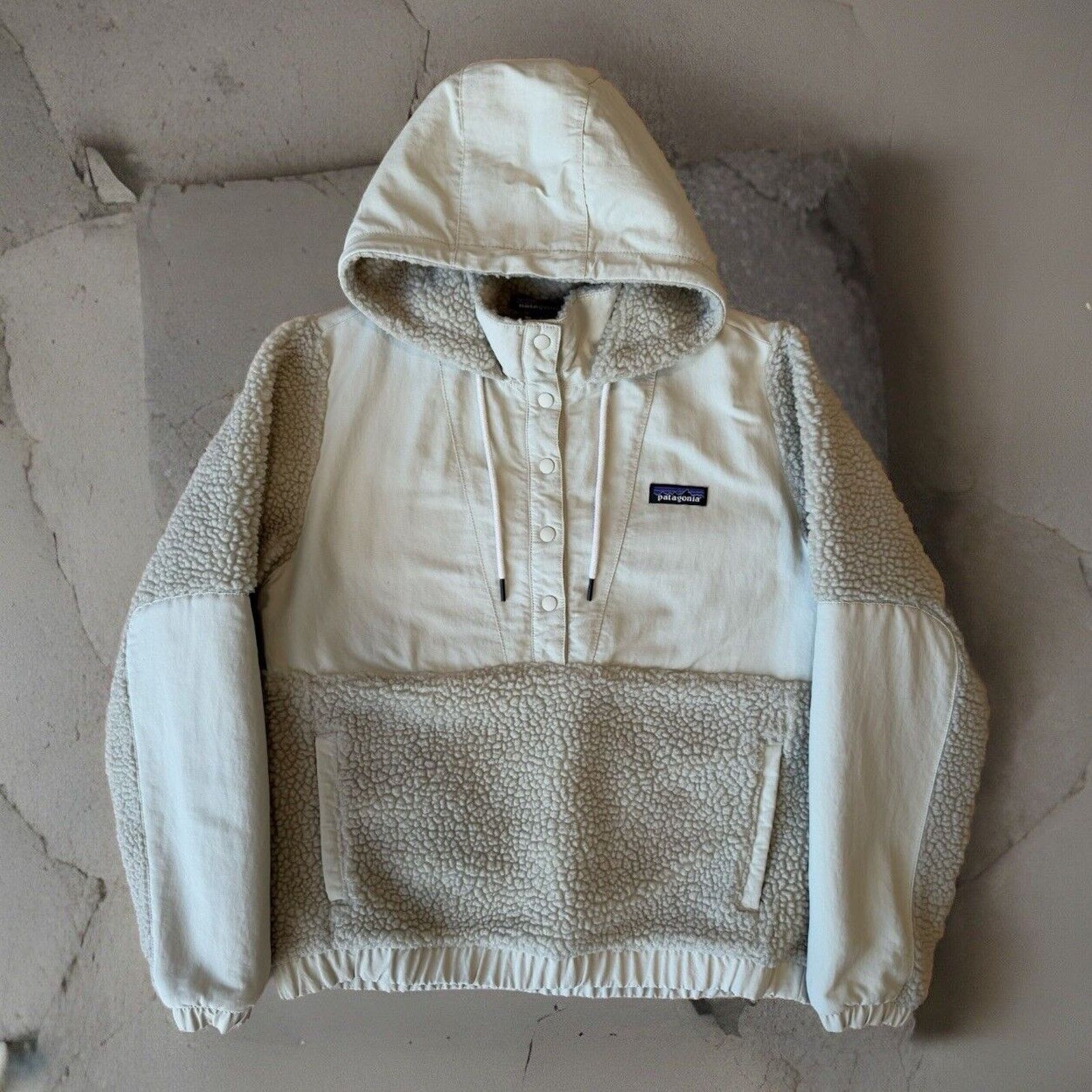 Patagonia Patagonia Shelled Retro X Pullover Women's Small Beige Size S / US 4 / IT 40 - 1 Thumbnail