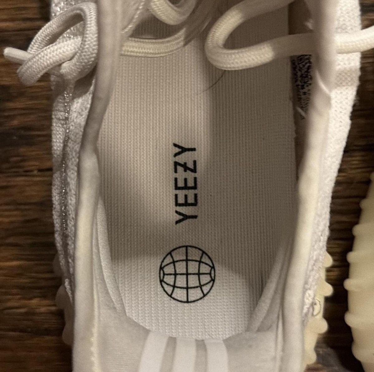 Yeezy Yeezy Boost 350 V2 Size US 7.5 / EU 40-41 - 6 Thumbnail