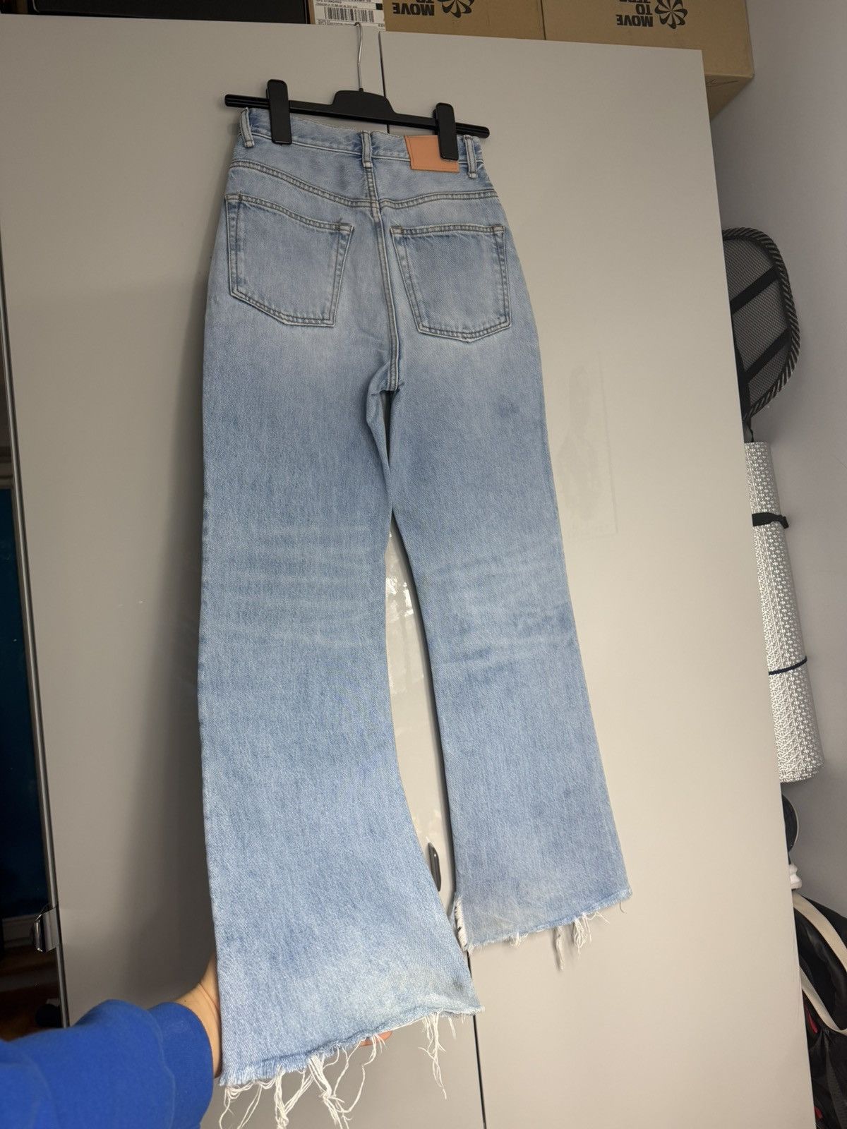 Acne Studios Acne Studios 1990 washed distressed blue denim jeans Size US 27 - 4 Thumbnail