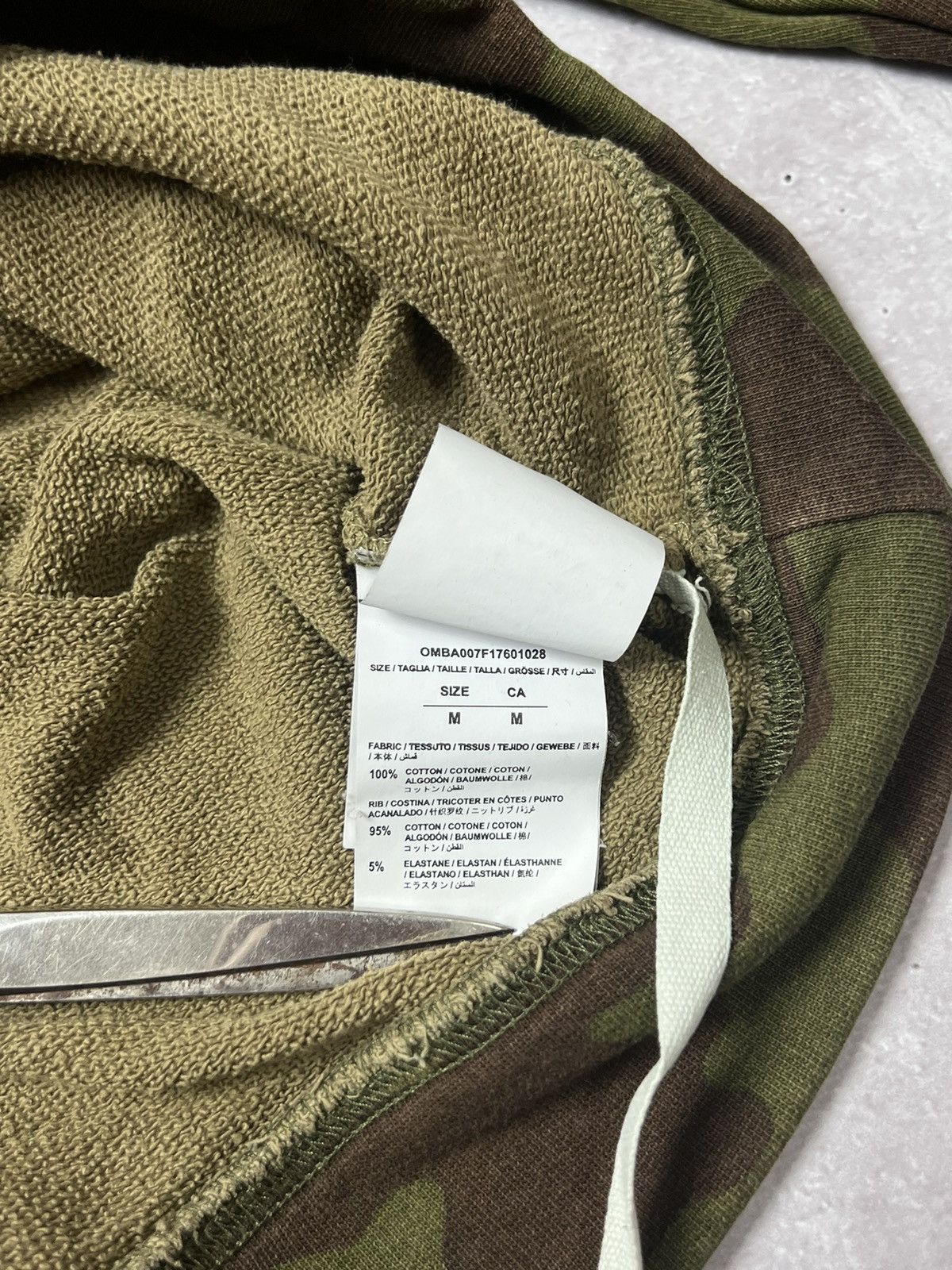 Off-White Off White Camo Sweatshirt Oversized Crewneck Size US M / EU 48-50 / 2 - 12 Thumbnail