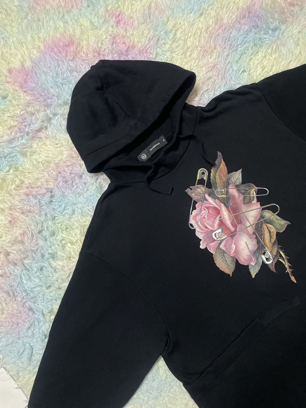 GU × Undercover ‼️Offer‼️GU X Undercover Flower with Pin Hoodie Size US XL / EU 56 / 4 - 3 Thumbnail