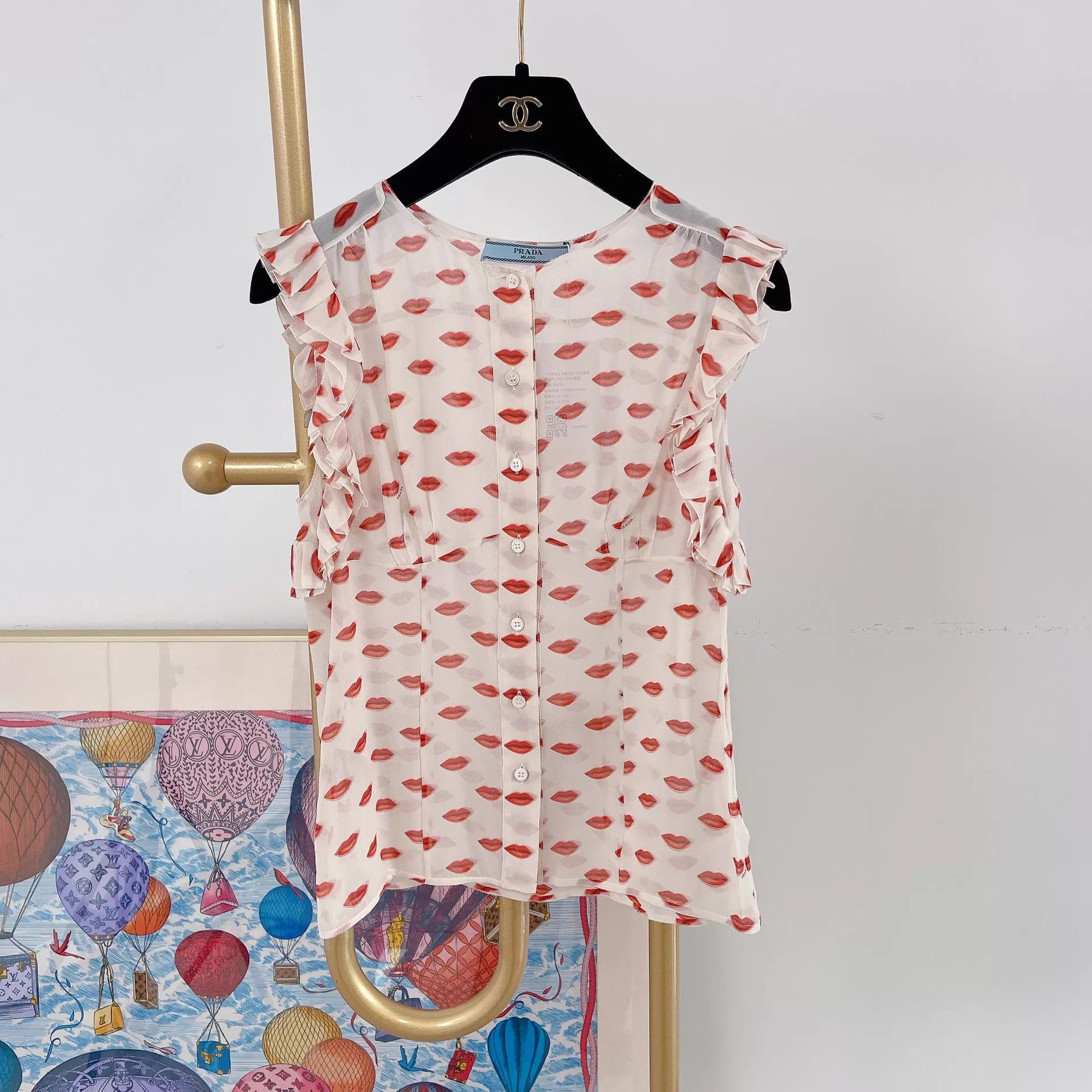 Prada PRADA Used Sleeveless Silk Top Women's 38 Size XS / US 0-2 / IT 36-38 - 1 Thumbnail