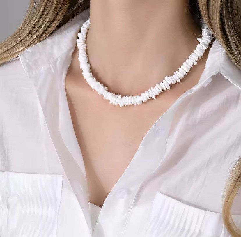 Other Bohemia Ethinic Natural Square Shell Beaded Chain Necklace Size ONE SIZE - 3 Thumbnail