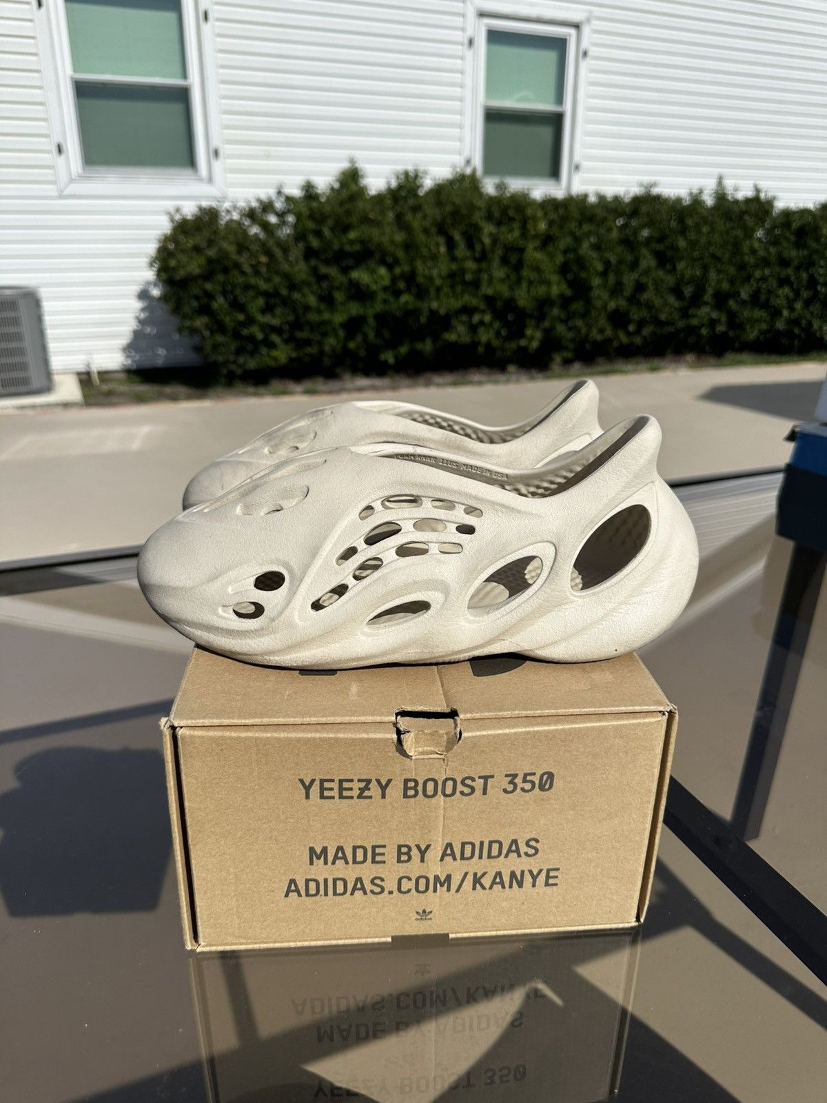 Yeezy Yeezy Foam Runners- Sand Size US 11 / EU 44 - 1 Thumbnail