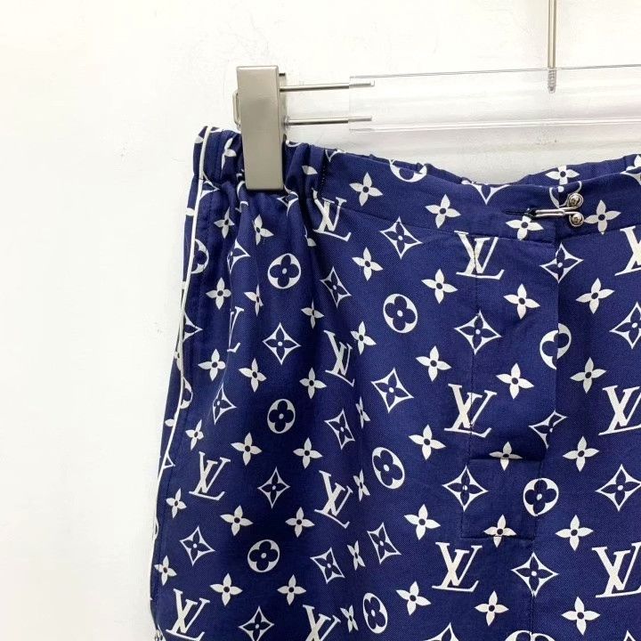 Louis Vuitton Louis Vuitton Blue Monogram Print Shorts Size US 36 / EU 52 - 3 Thumbnail