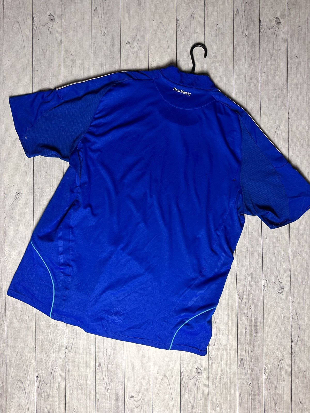 Adidas Vintage Adidas Real Madrid soccer jersey blue rare size XL Size US XL / EU 56 / 4 - 5 Thumbnail