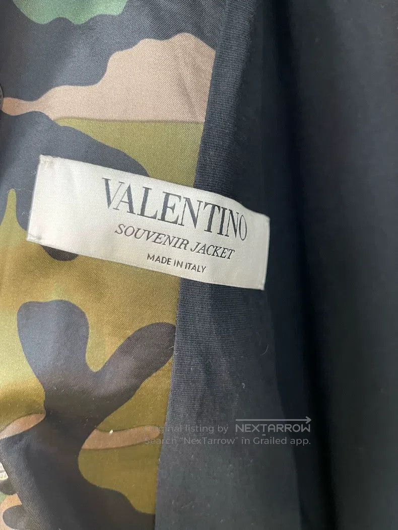 Valentino Valentino Heavy embroidered beaded handmade jacket Size US M / EU 48-50 / 2 - 6 Thumbnail