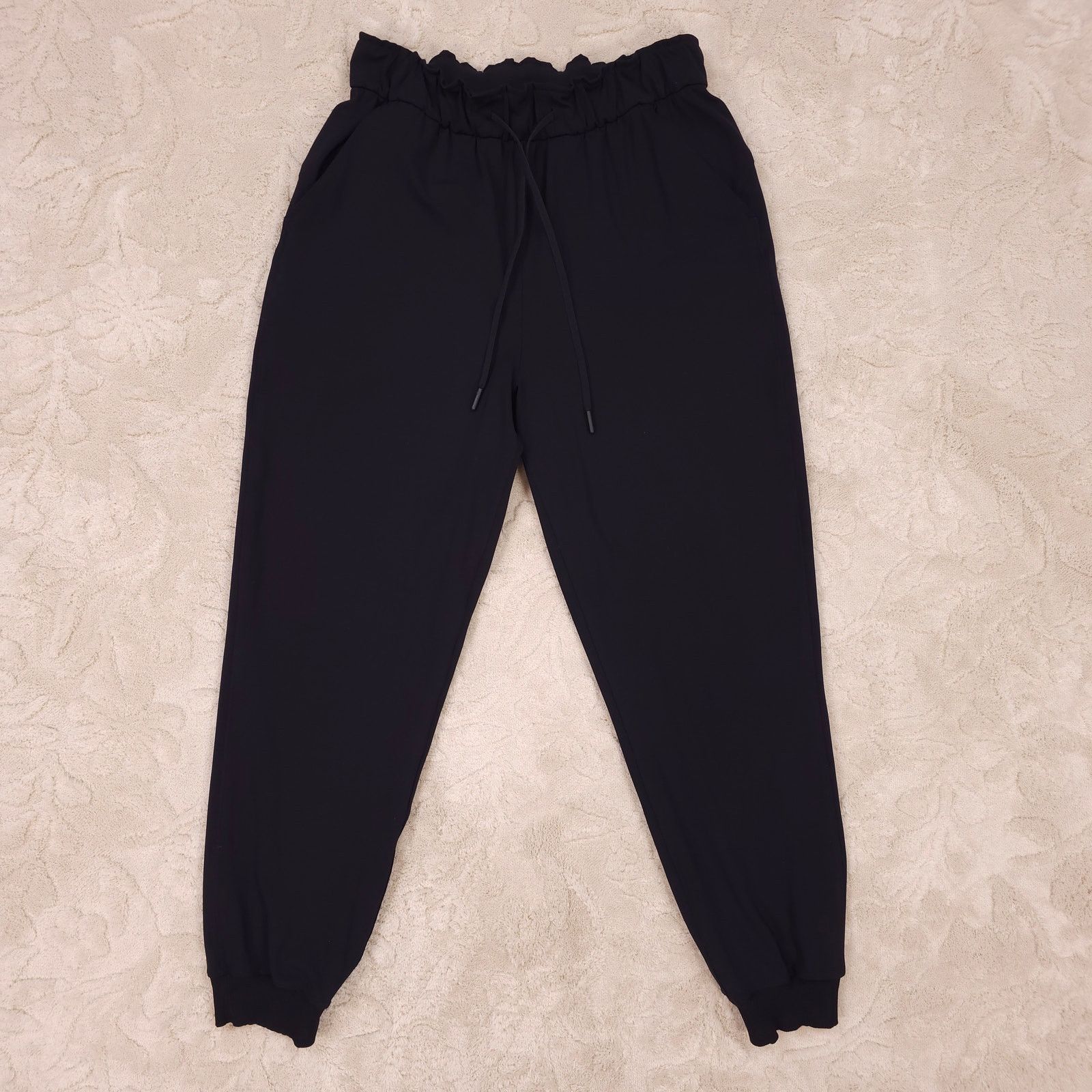 Lululemon Lululemon Stretch High-Rise Jogger Shorter Length Black Sz 6 Size 28" / US 6 / IT 42 - 2 Thumbnail