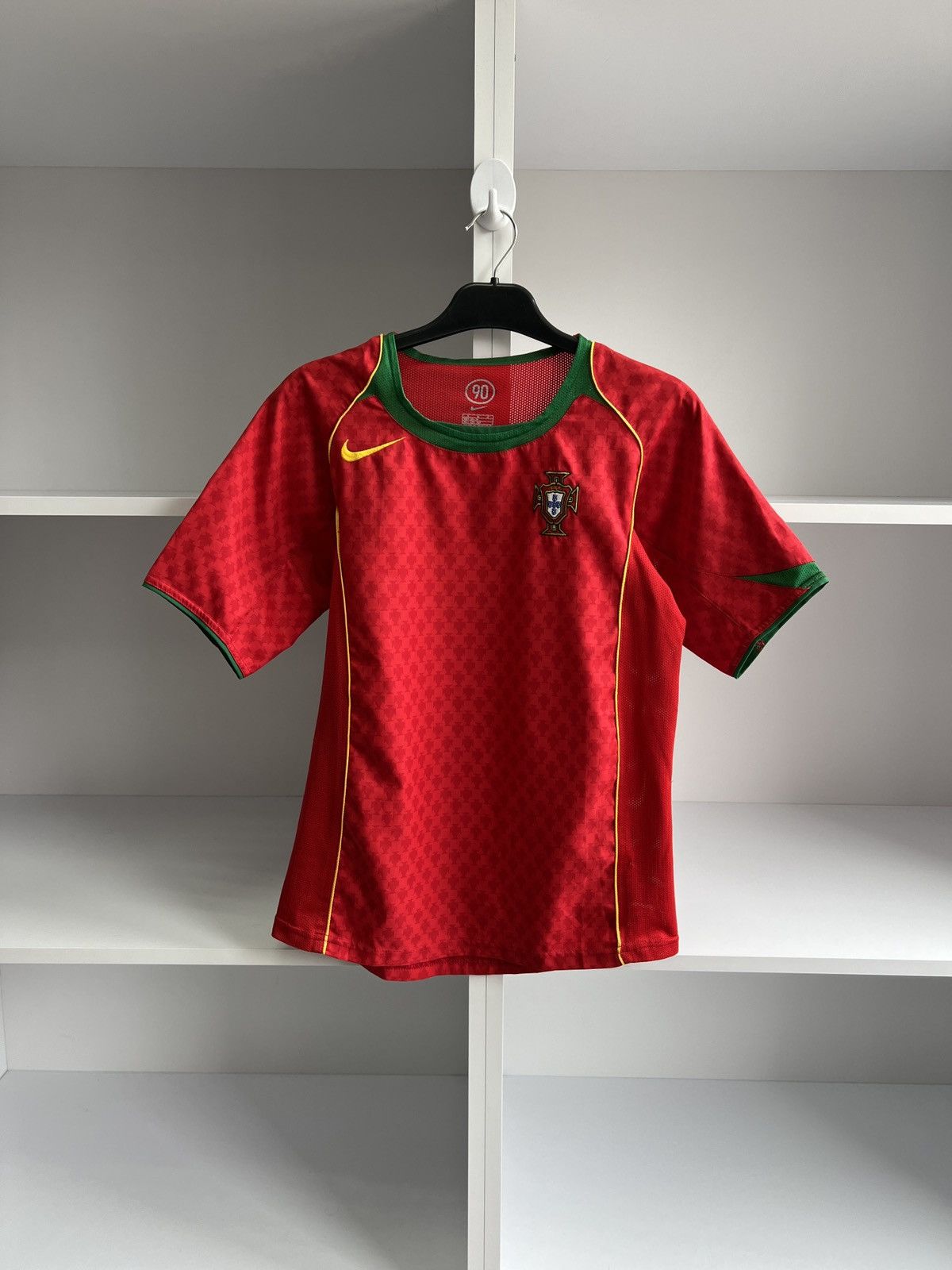 Vintage Vintage Portugal 2004 Home Jersey Size US XS / EU 42 / 0 - 3 Thumbnail