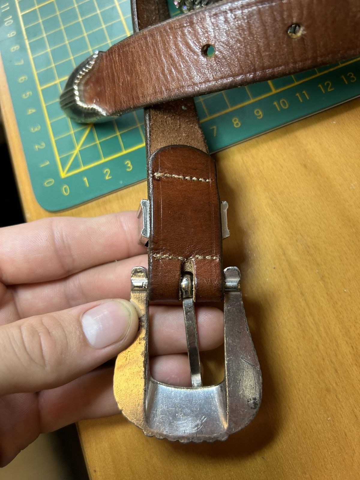 Vintage Vintage western rhinestone tennis chain leather belt Size ONE SIZE - 6 Thumbnail